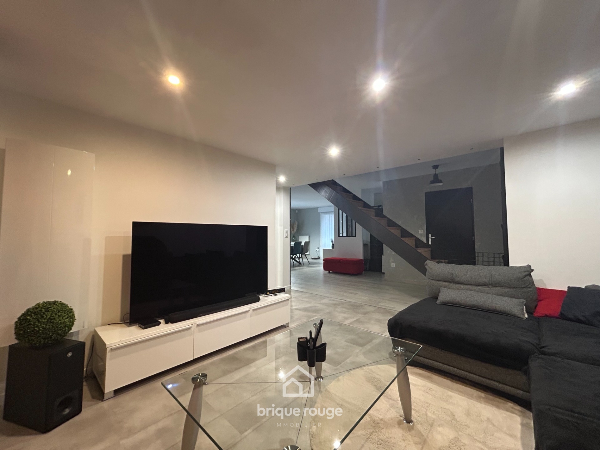 Maison recente 135 m secteur calme Photo 2 - Brique Rouge Immobilier Maison recente 135 m secteur calme Photo 2 - Brique Rouge Immobilier