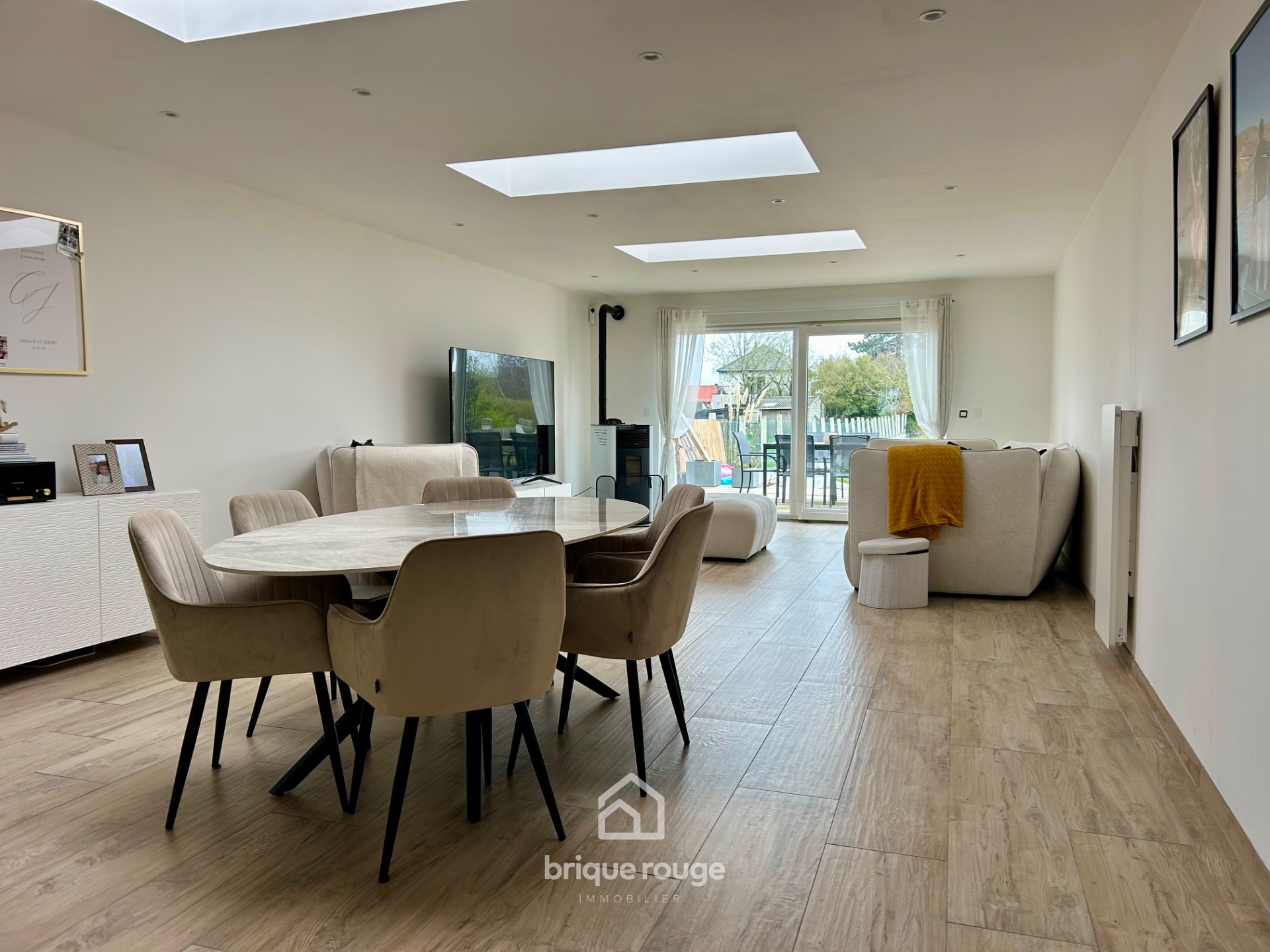 Maison 3 chambres entierement renovee Photo 1 - Brique Rouge Immobilier Maison 3 chambres entierement renovee Photo 1 - Brique Rouge Immobilier