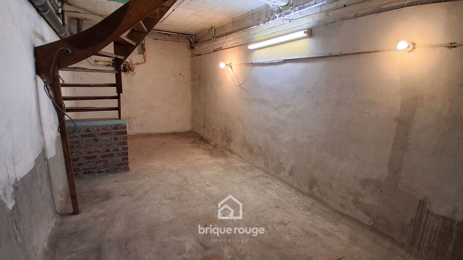 Charmante maison batir 4 chambres entretenue situee au calme Photo 11 - Brique Rouge Immobilier