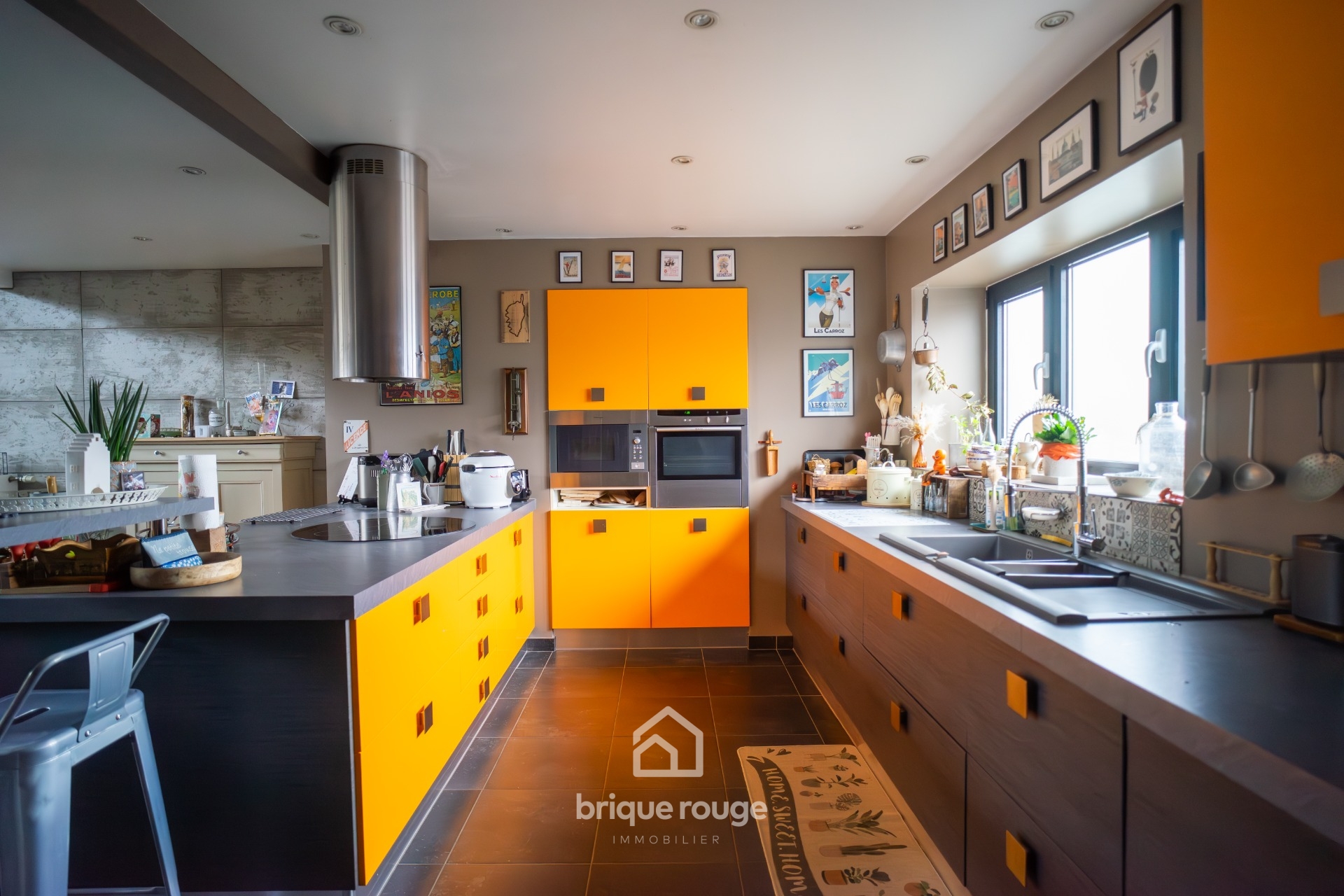 Maison semi indi style loft 3chambres exterieur parking Photo 6 - Brique Rouge Immobilier Maison semi indi style loft 3chambres exterieur parking Photo 6 - Brique Rouge Immobilier