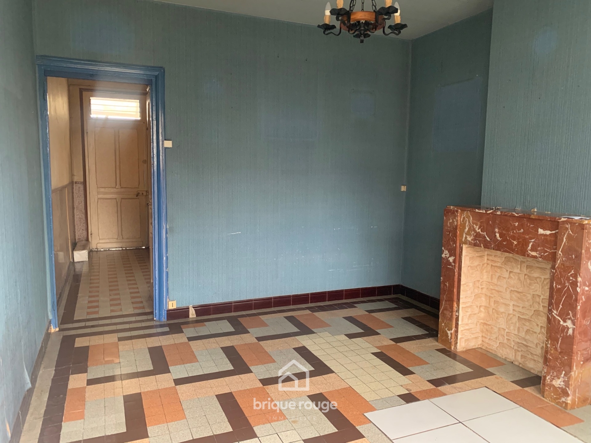 Maison 1930 semi individuelle  renover poss 3 chambres Photo 3 - Brique Rouge Immobilier