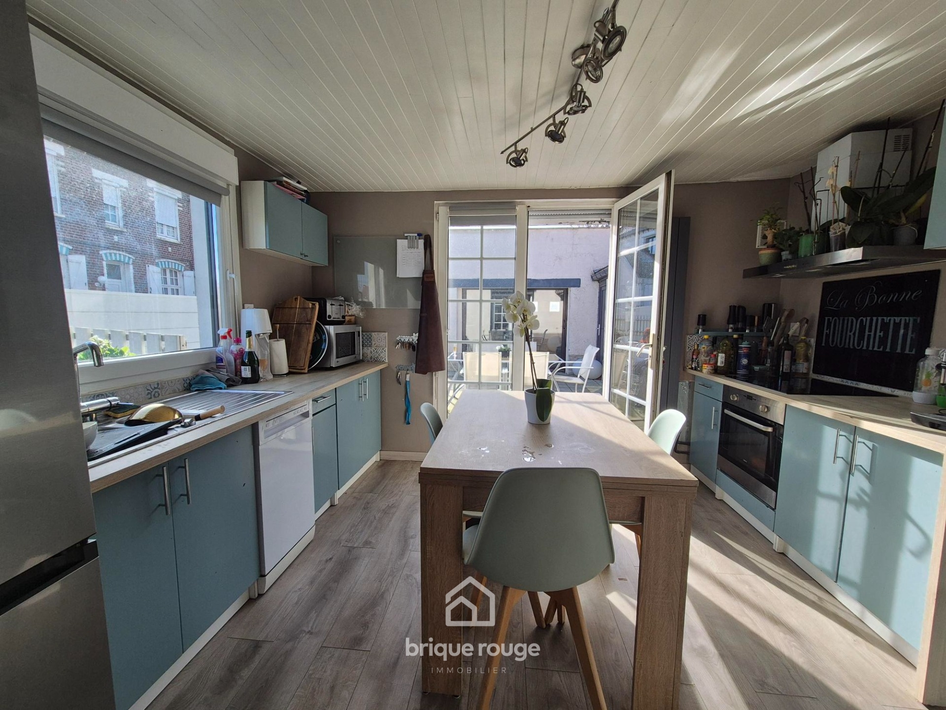 Maison individuelle 3 chambres jardin garage   carport Photo 3 - Brique Rouge Immobilier