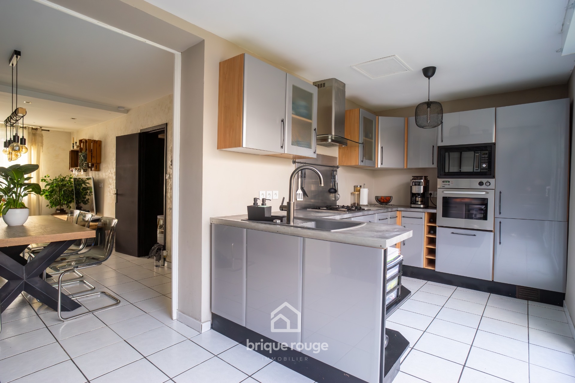 Jolie maison avec jardin renovee avec gout Photo 4 - Brique Rouge Immobilier Jolie maison avec jardin renovee avec gout Photo 4 - Brique Rouge Immobilier