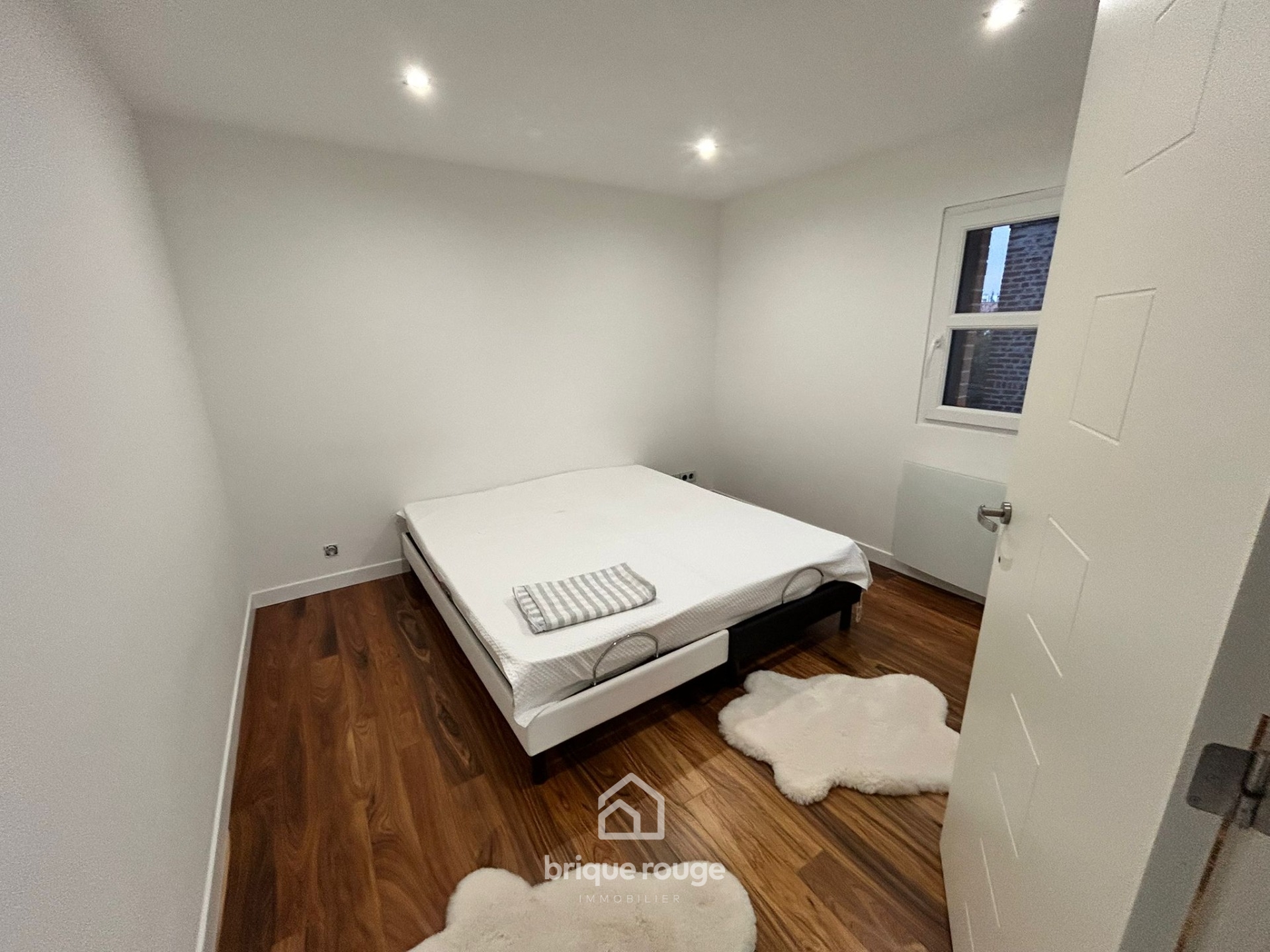 Maison individuelle contemporaine sur faches Photo 7 - Brique Rouge Immobilier Maison individuelle contemporaine sur faches Photo 7 - Brique Rouge Immobilier