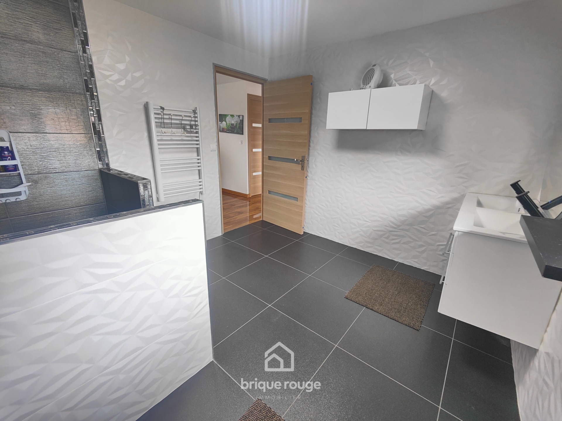 Ensemble de 2 superbes maisons semi pp sur 600m loos Photo 4 - Brique Rouge Immobilier