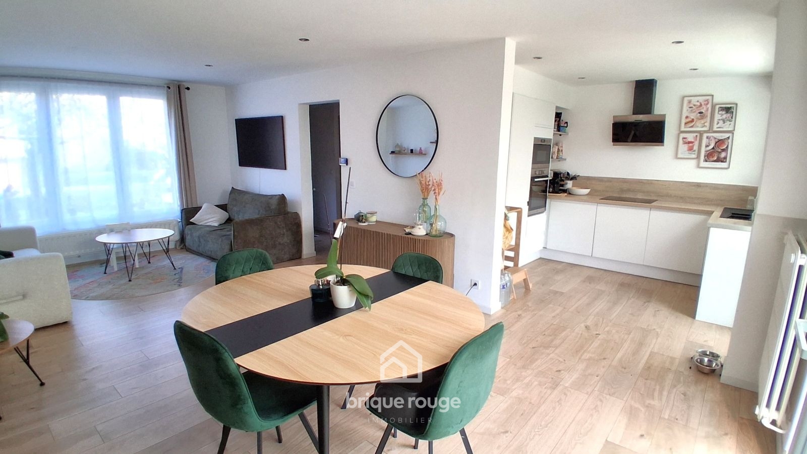 Superbe maison semi individuelle coup de coeur au rdv Photo 2 - Brique Rouge Immobilier Superbe maison semi individuelle coup de coeur au rdv Photo 2 - Brique Rouge Immobilier