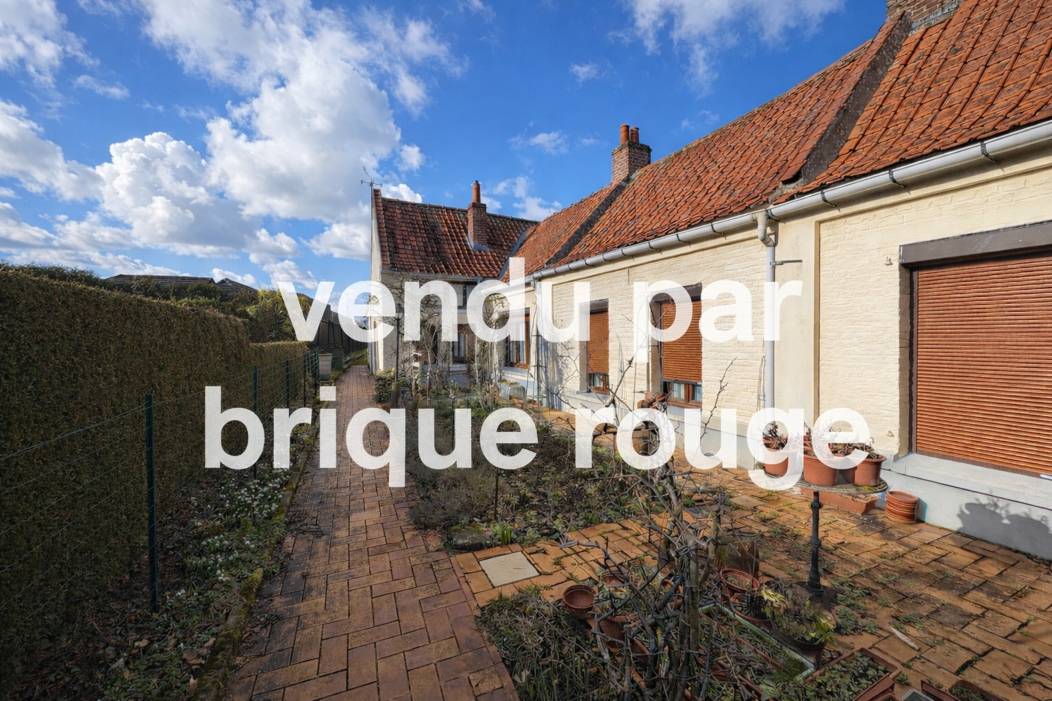 Fermette au grand potentiel 200 m utile garage jardin Photo 1 - Brique Rouge Immobilier Fermette au grand potentiel 200 m utile garage jardin Photo 1 - Brique Rouge Immobilier