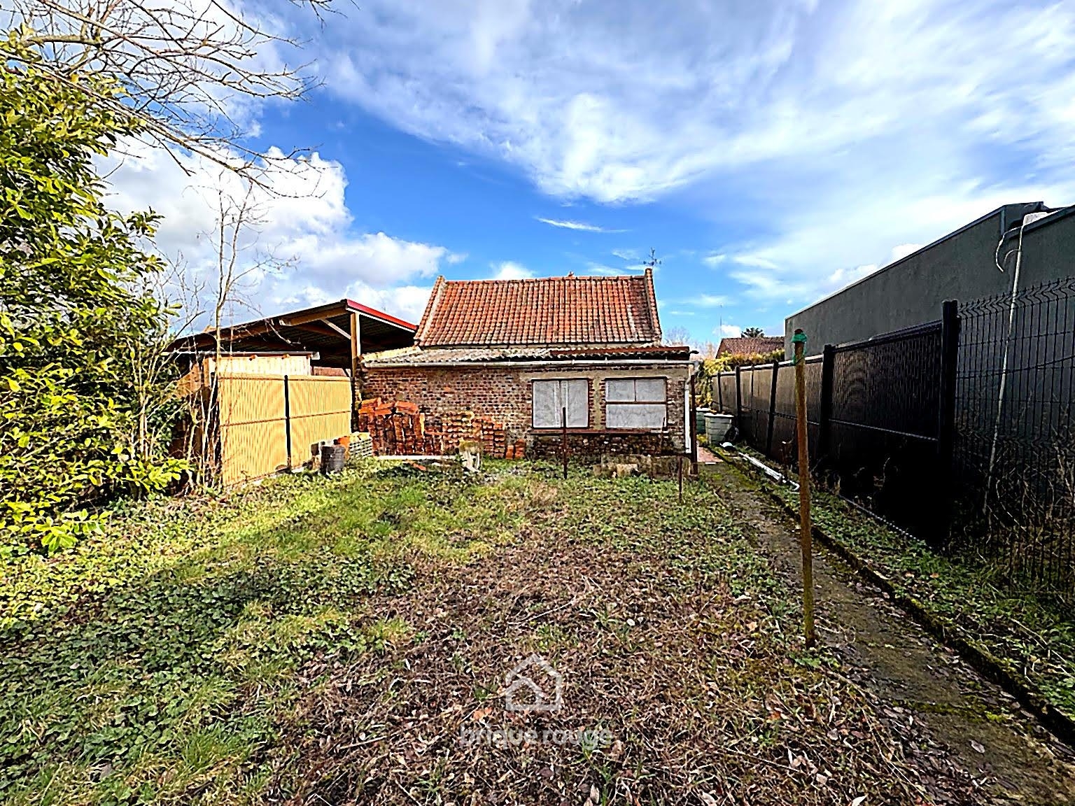 Fermette au grand potentiel  200 m  utile garage jardin Photo 4 - Brique Rouge Immobilier