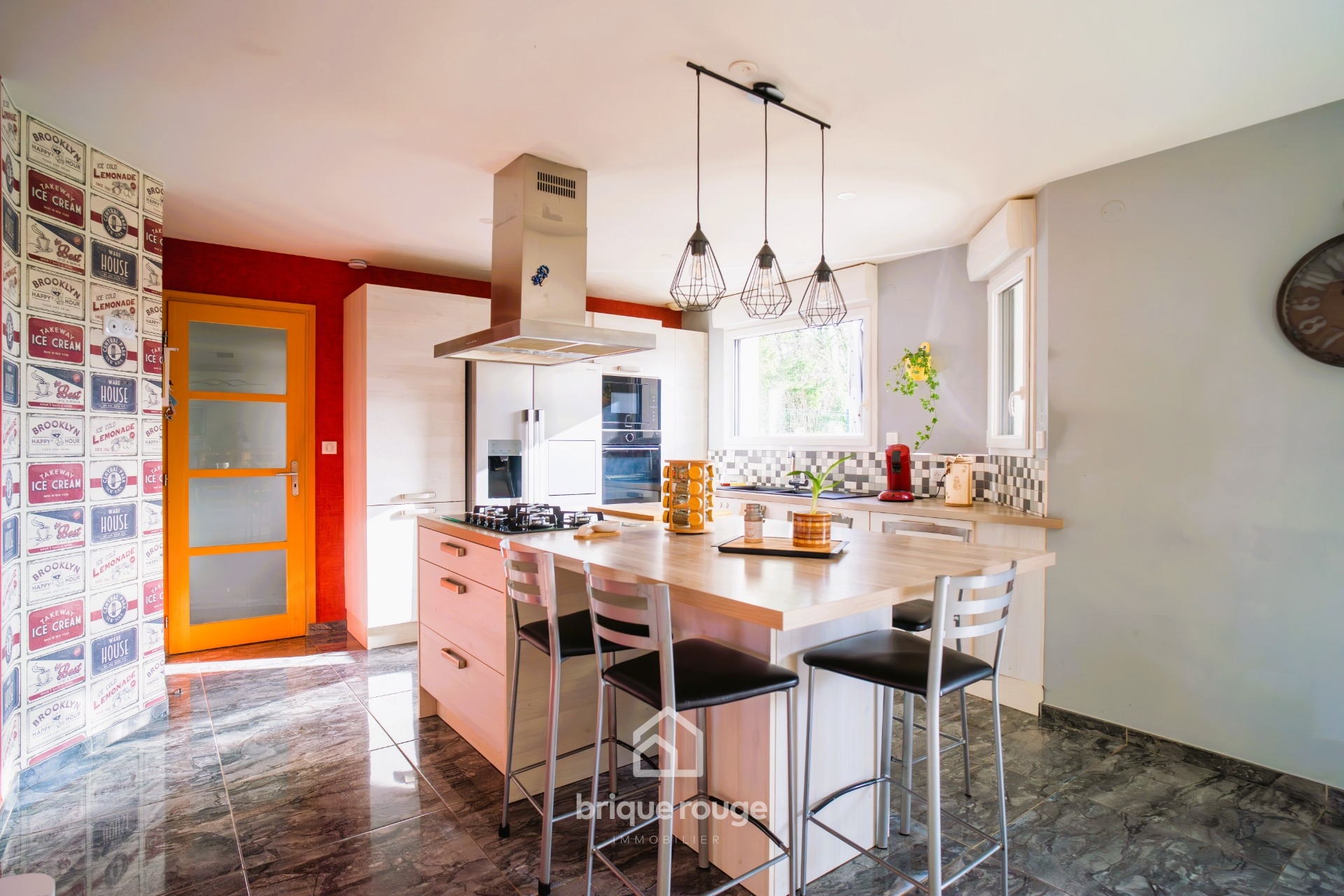 Superbe pavillon individuel avec piscine Photo 6 - Brique Rouge Immobilier