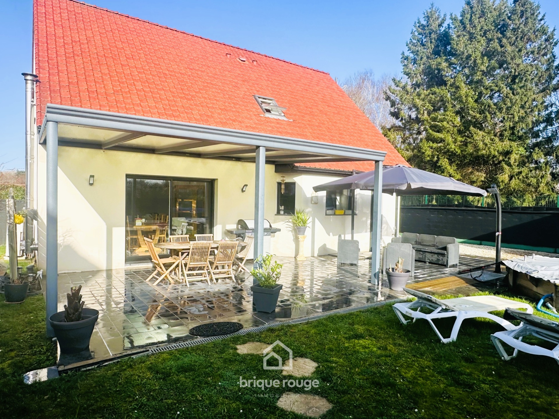 Pavillon individuel recent de 140 m utiles et piscine Photo 10 - Brique Rouge Immobilier Pavillon individuel recent de 140 m utiles et piscine Photo 10 - Brique Rouge Immobilier