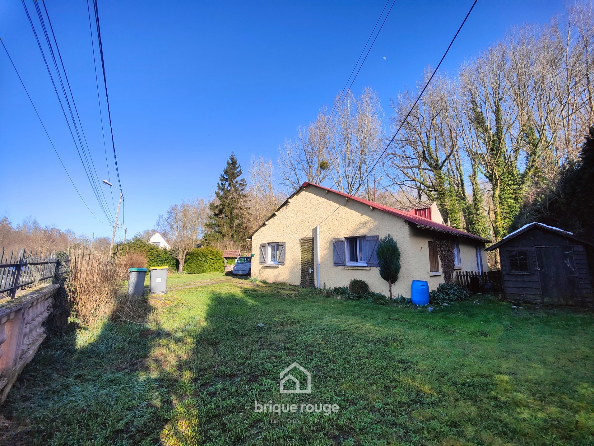 Plain pied individuel  5 chambres   bureau sur 850m Photo 2 - Brique Rouge Immobilier