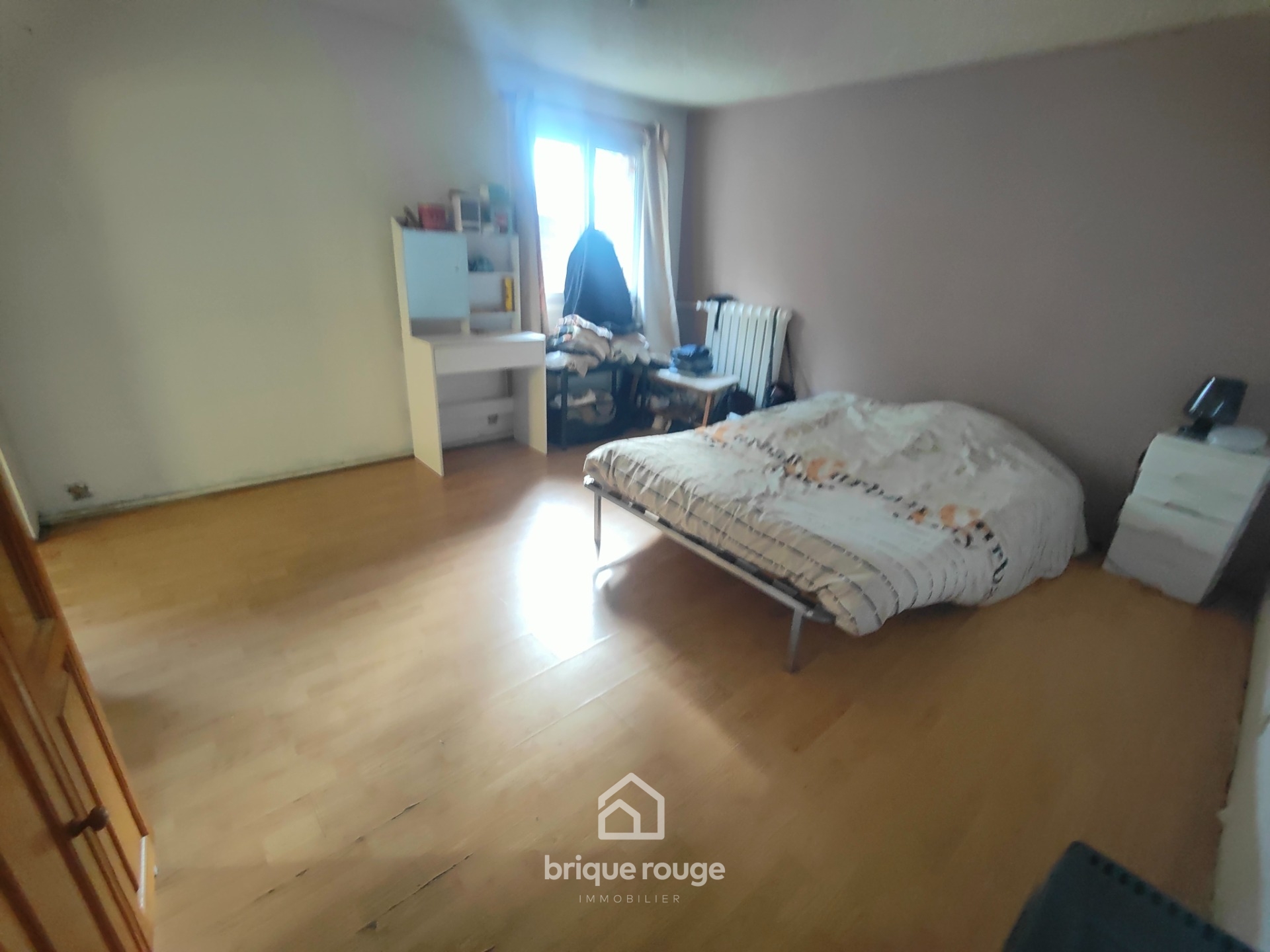 Plain pied individuel  5 chambres   bureau sur 850m Photo 6 - Brique Rouge Immobilier