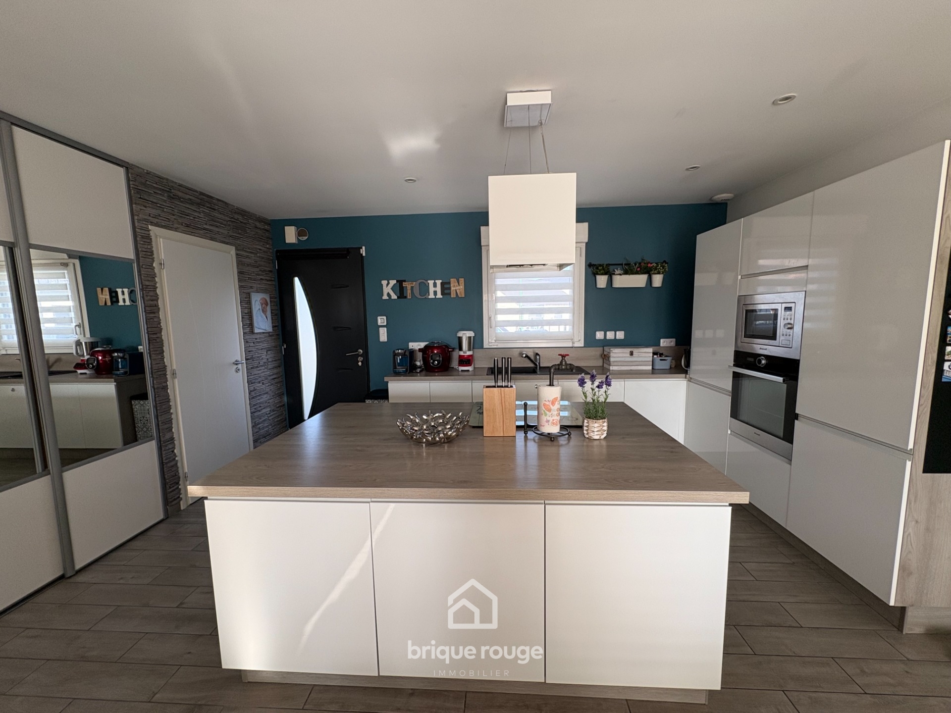 Plain pied individuel  rare sur le secteur  Photo 1 - Brique Rouge Immobilier