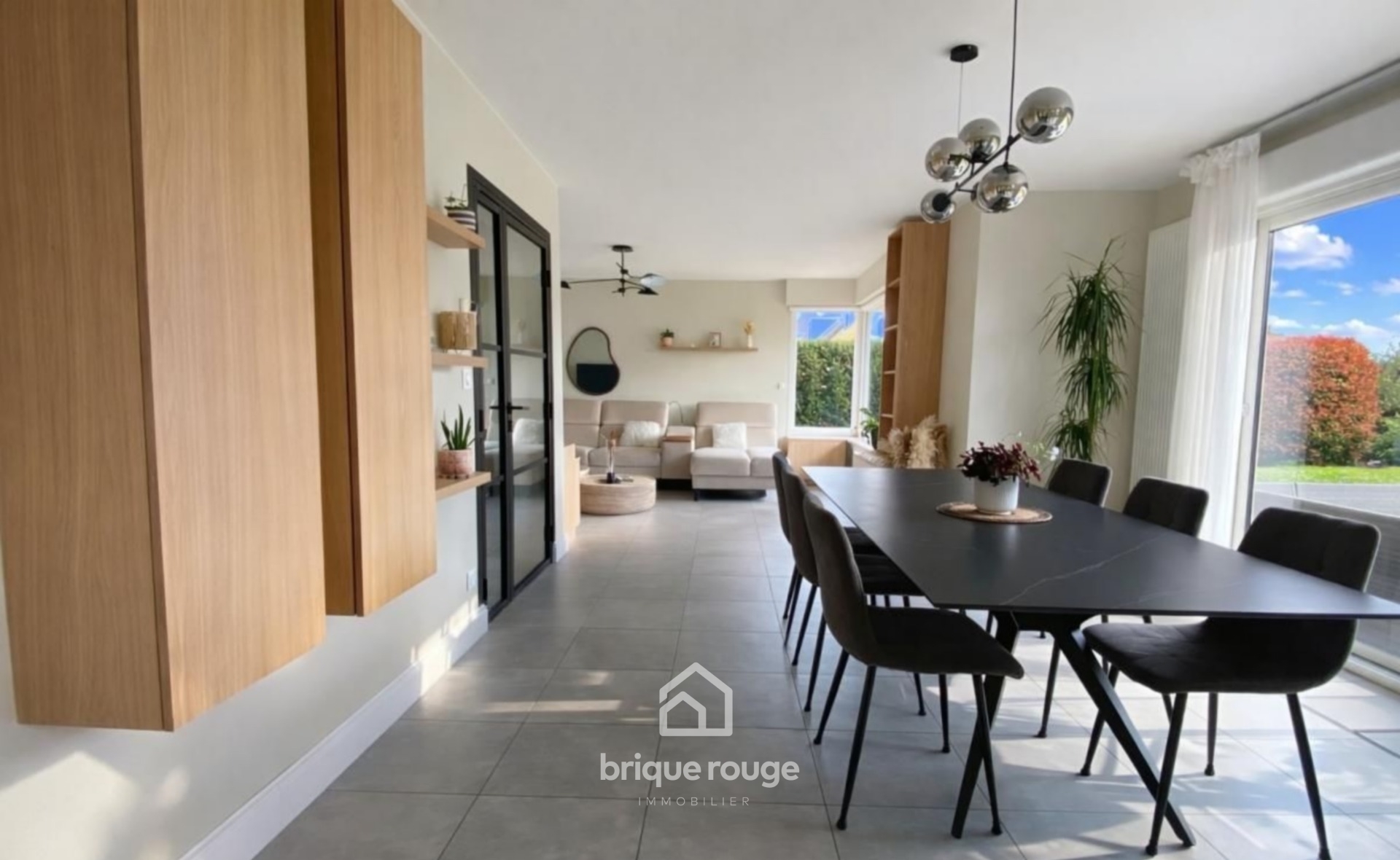Maison individuelle 5 chambres Photo 4 - Brique Rouge Immobilier Maison individuelle 5 chambres Photo 4 - Brique Rouge Immobilier