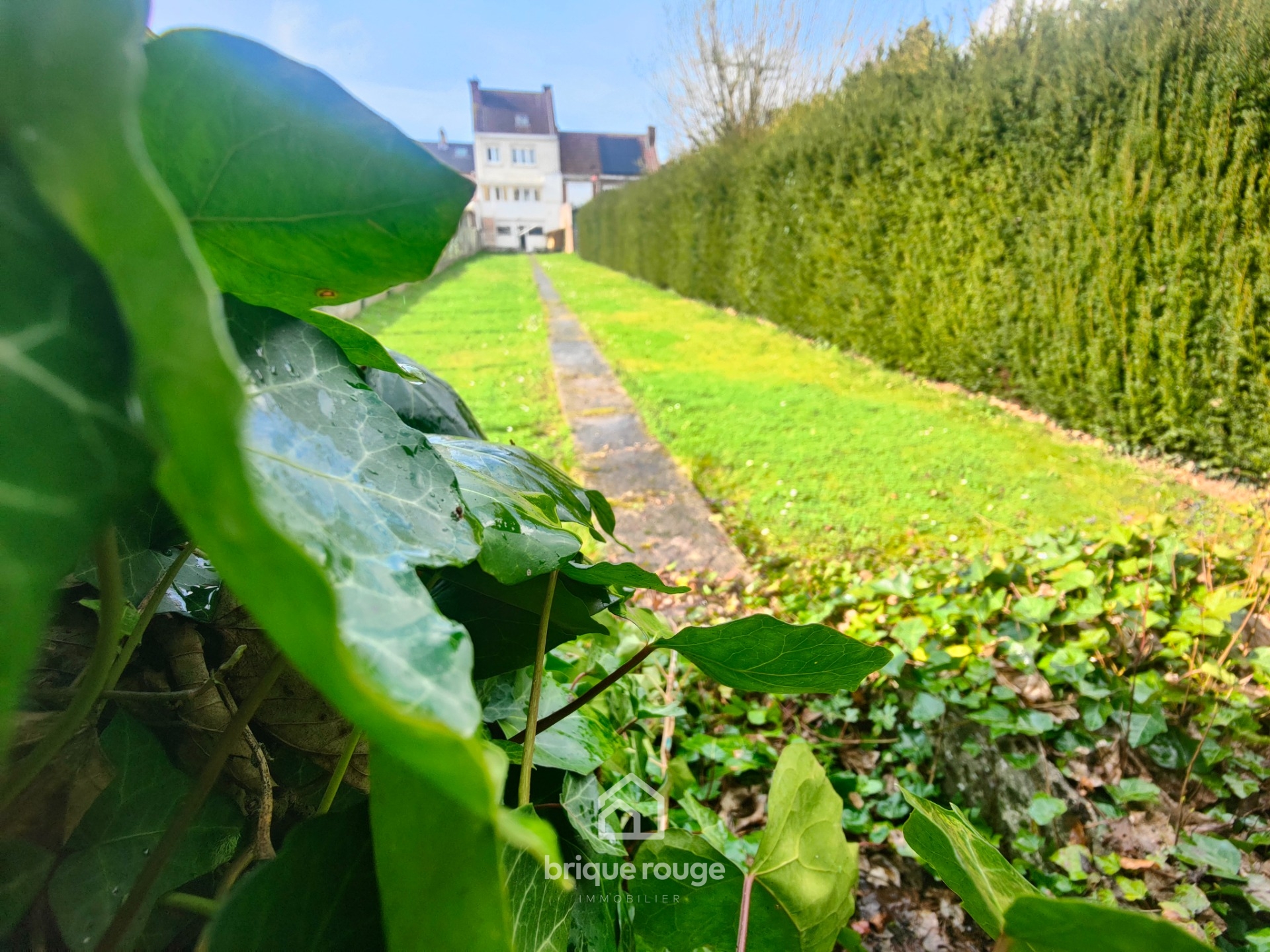 A 2 mn du chr maison gros potentiel sur 450m grand garage Photo 15 - Brique Rouge Immobilier