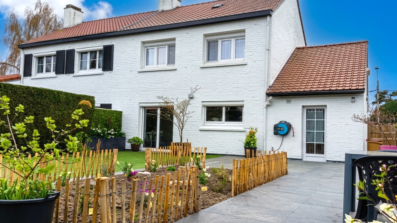 Magnifique maison semi individuelle entierement renovee Photo 11 - Brique Rouge Immobilier