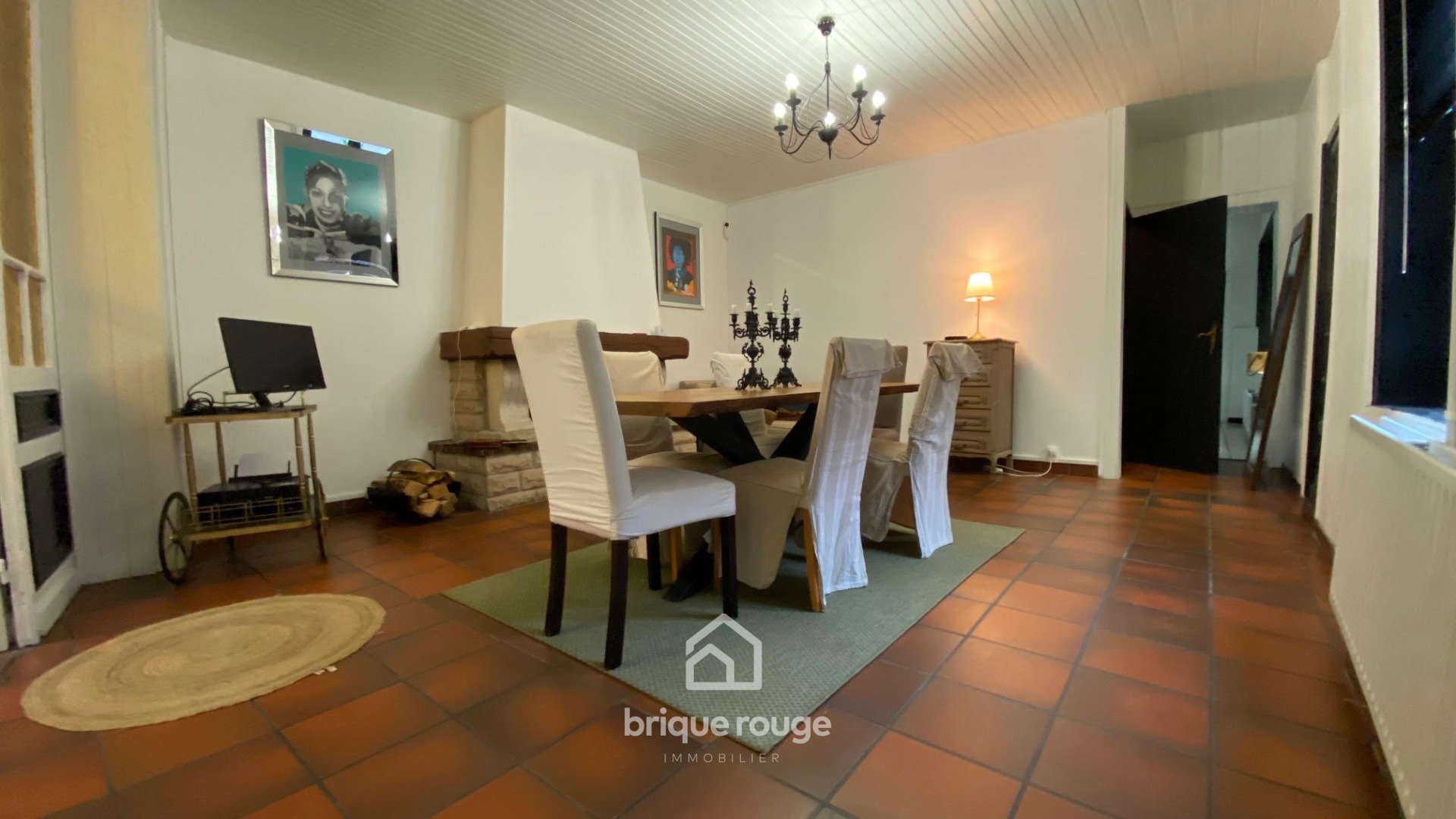 Superbe maison de caractere renovee avec piscine  interieure Photo 2 - Brique Rouge Immobilier