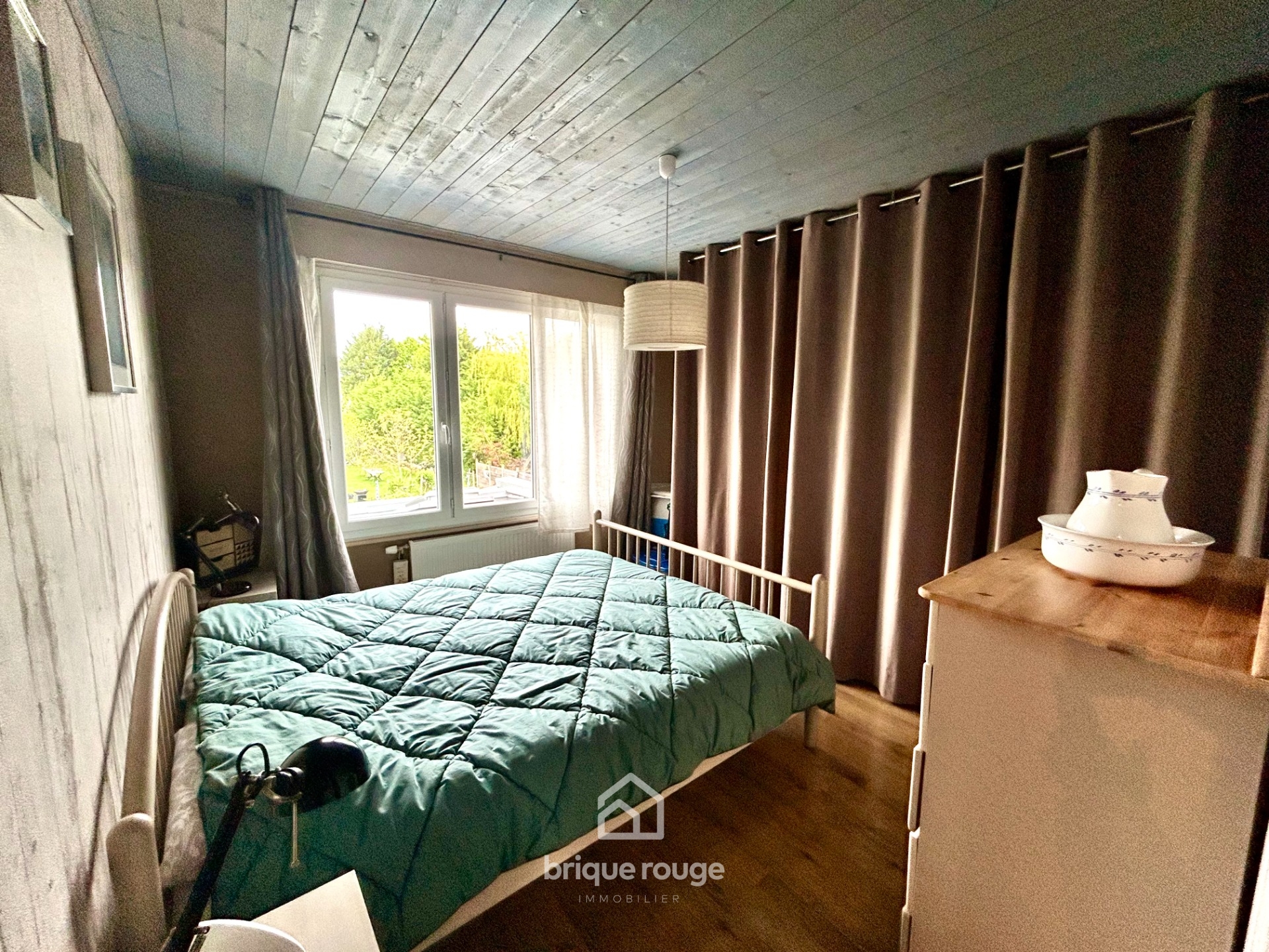 Belle maison avec grand jardin et garage Photo 4 - Brique Rouge Immobilier