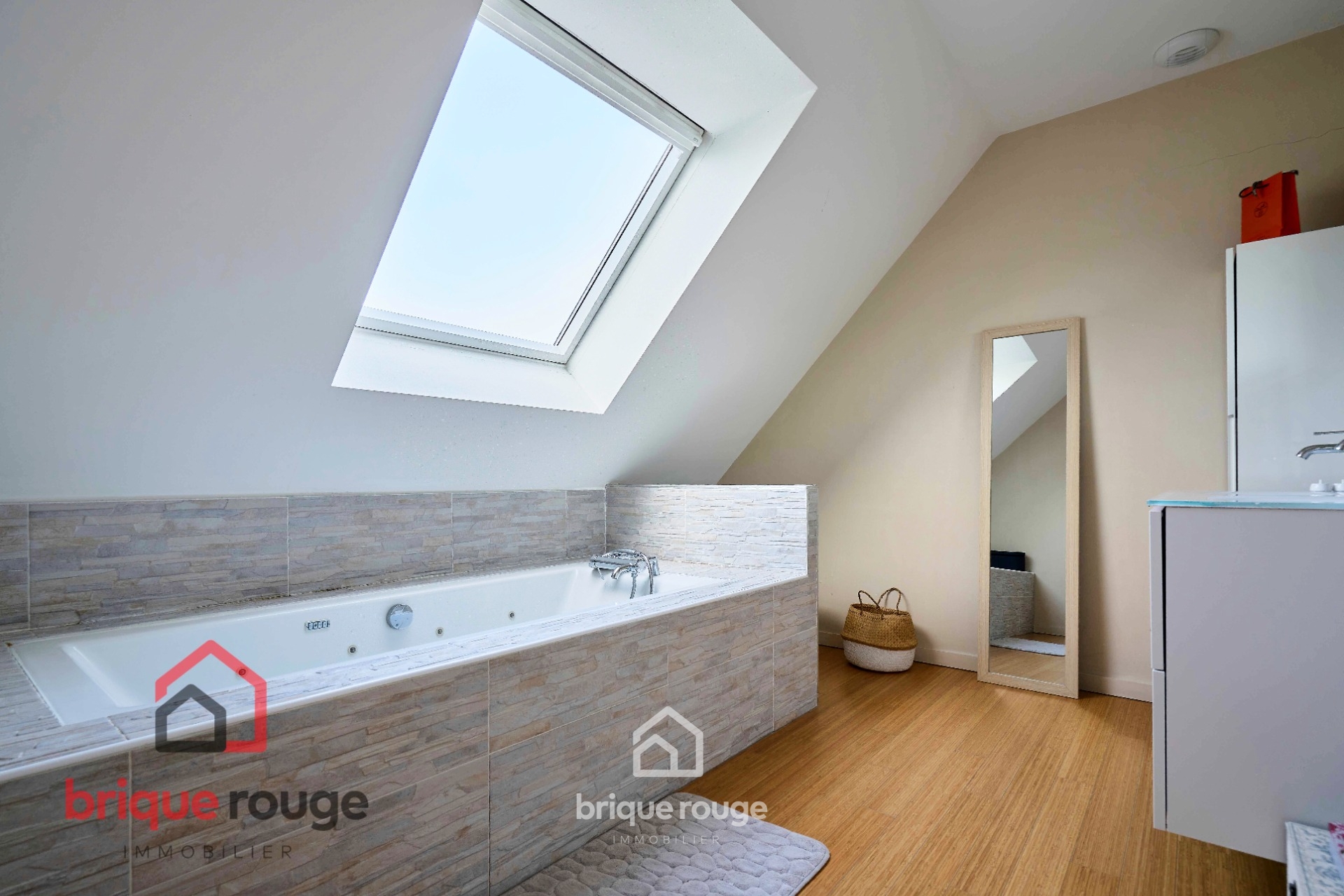 Superbe maison individuelle de 2013 Photo 7 - Brique Rouge Immobilier