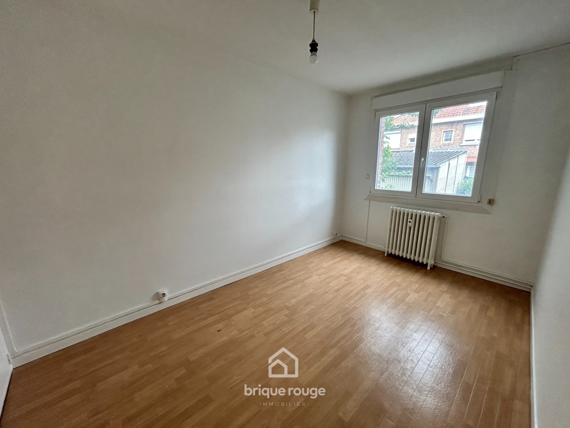 Appartement t3 idealement situee sur loos Photo 3 - Brique Rouge Immobilier Appartement t3 idealement situee sur loos Photo 3 - Brique Rouge Immobilier
