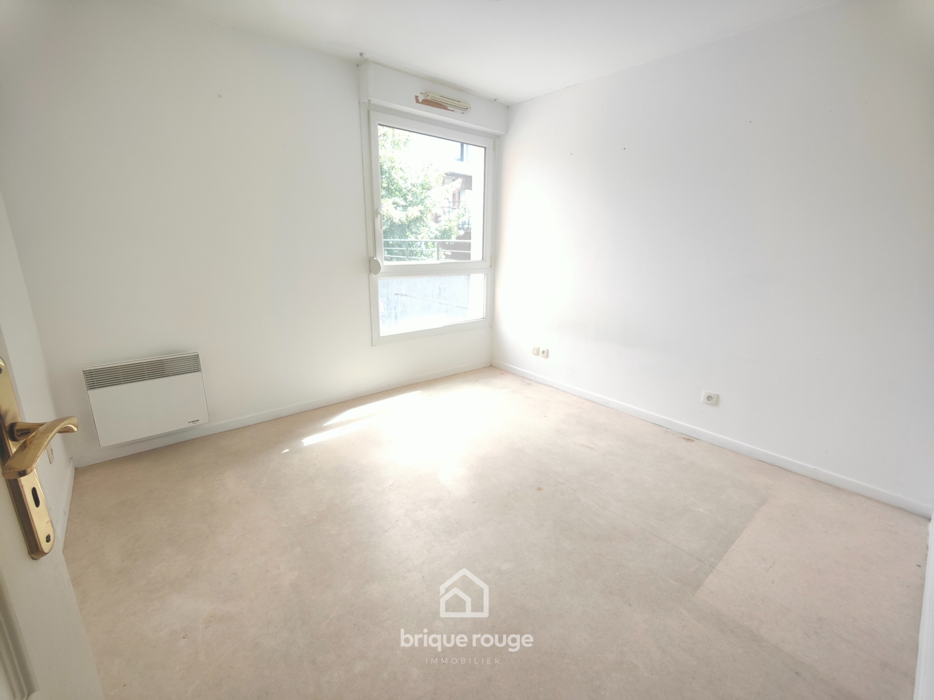 Atvi cm120 loos beau t3 de 2006   cave parking terrasse Photo 8 - Brique Rouge Immobilier