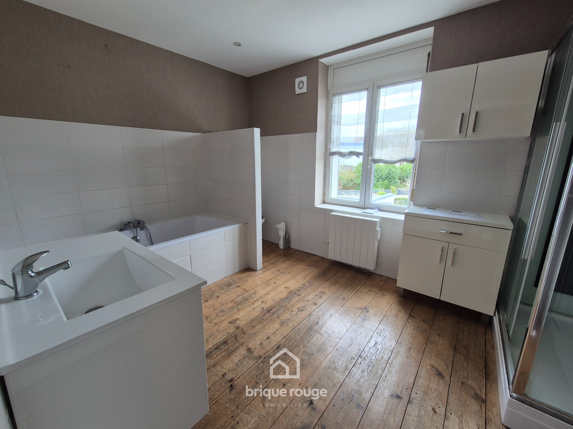 Jolie maison de 110 m 3 chambres jardin Photo 4 - Brique Rouge Immobilier