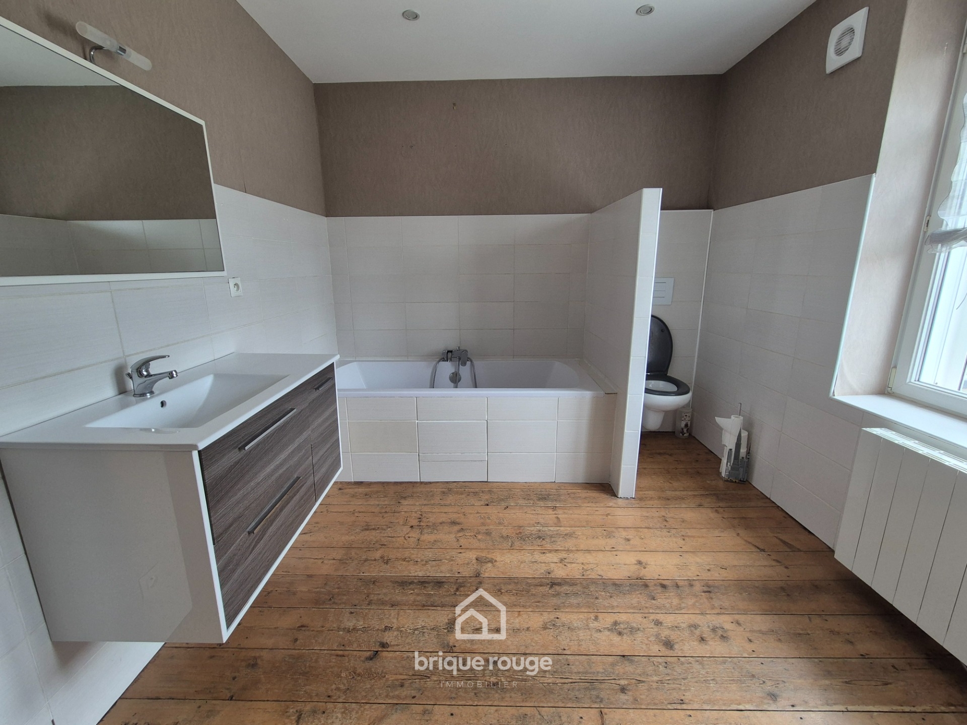 Jolie maison de 110 m 3 chambres jardin Photo 5 - Brique Rouge Immobilier