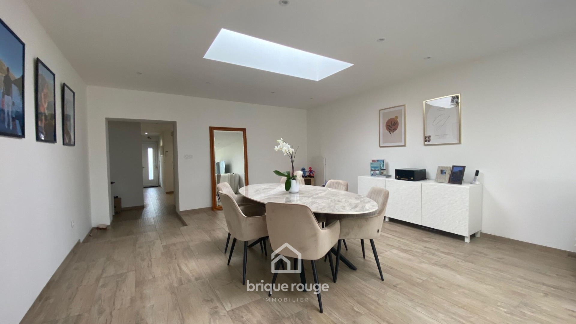 Maison renovee 3 chambres jardin parking Photo 2 - Brique Rouge Immobilier