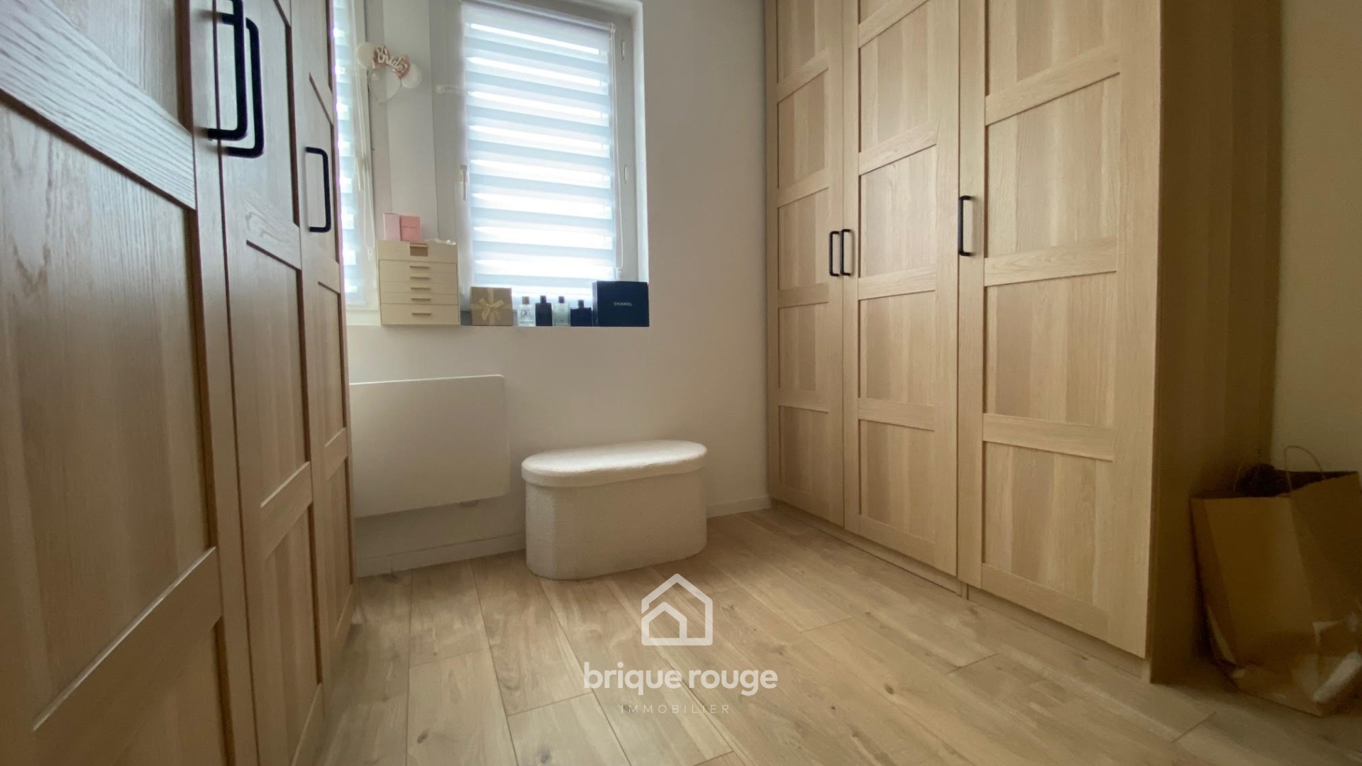 Maison renovee 3 chambres jardin parking Photo 4 - Brique Rouge Immobilier