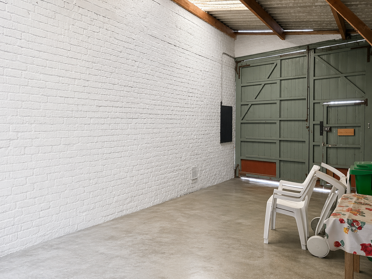 Semi plain pied 4 chambres 110 m garage et cour Photo 2 - Brique Rouge Immobilier