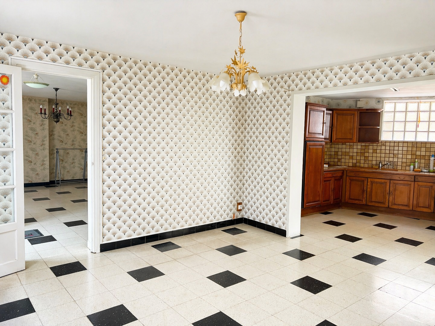 Semi plain pied 4 chambres 110 m garage et cour Photo 2 - Brique Rouge Immobilier Semi plain pied 4 chambres 110 m garage et cour Photo 2 - Brique Rouge Immobilier