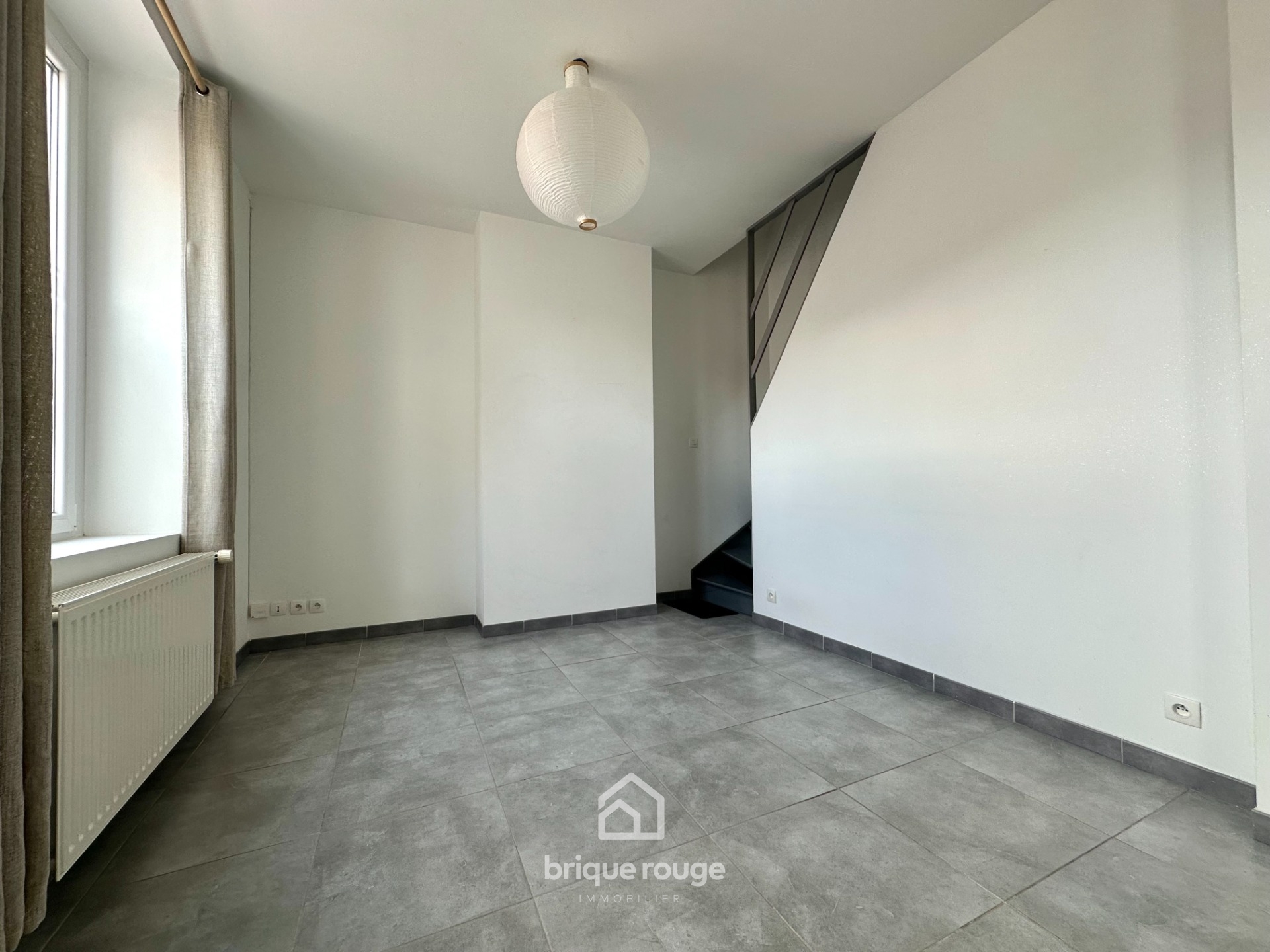 Maison entierement renovee 2 chambres garage et cour Photo 5 - Brique Rouge Immobilier Maison entierement renovee 2 chambres garage et cour Photo 5 - Brique Rouge Immobilier