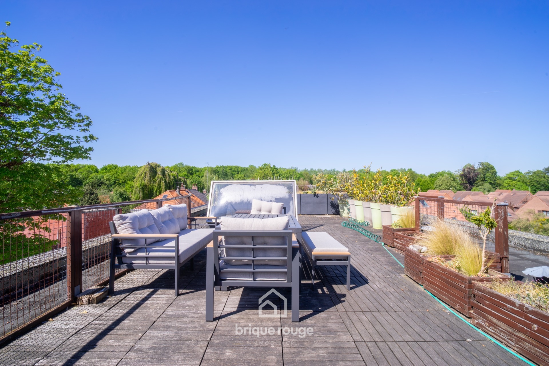 Magnifique loft avec deux places de parking sur loos Photo 1 - Brique Rouge Immobilier Magnifique loft avec deux places de parking sur loos Photo 1 - Brique Rouge Immobilier