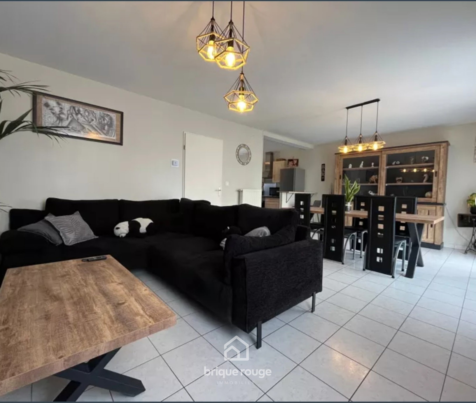 Maison semi individuelle 3 chambres Photo 1 - Brique Rouge Immobilier