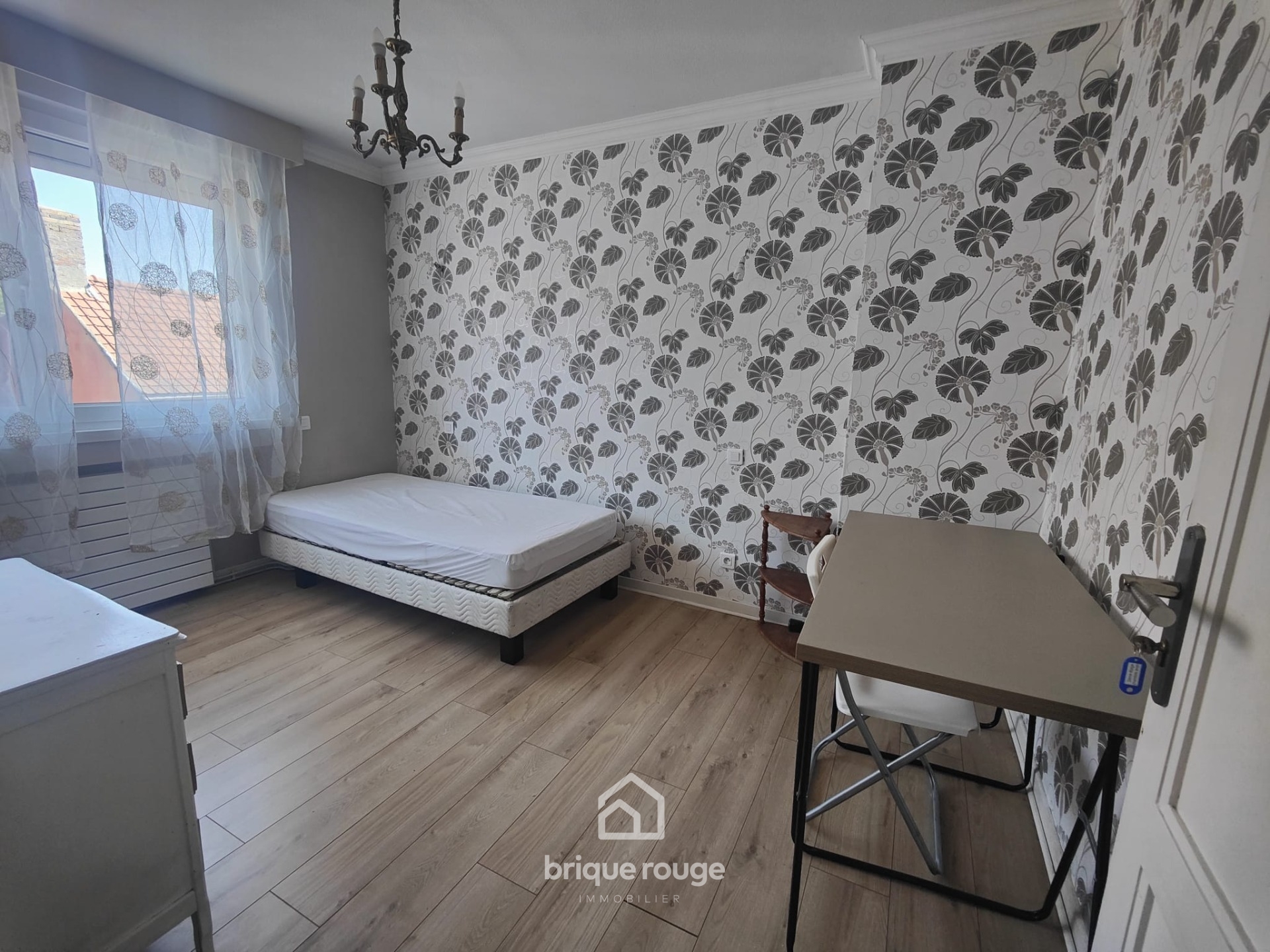 Loos jolie maison t6 studio ind belle parcelle et garage Photo 7 - Brique Rouge Immobilier Loos jolie maison t6 studio ind belle parcelle et garage Photo 7 - Brique Rouge Immobilier