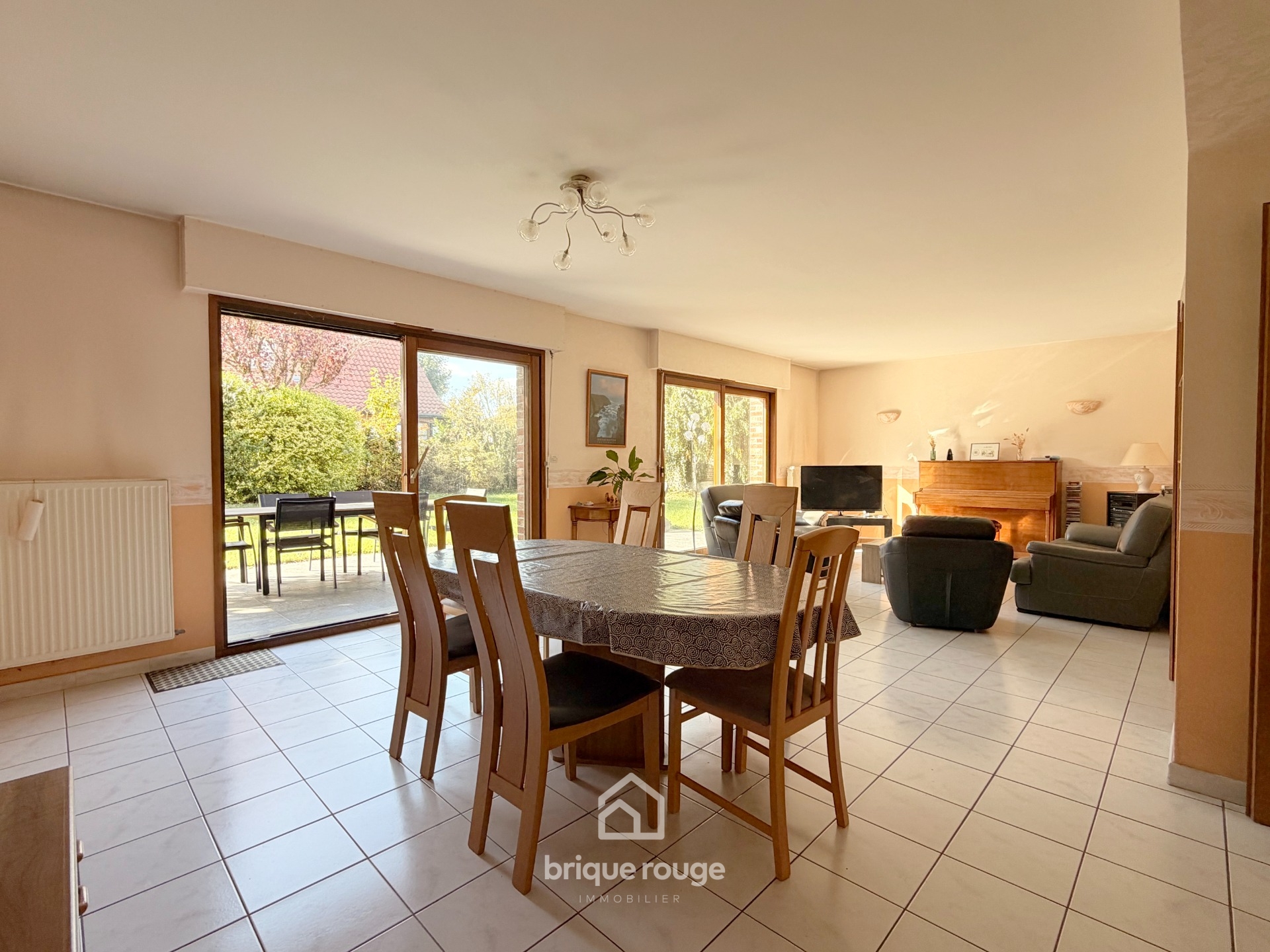 Belle opportunite maison 5 chambres herlies Photo 5 - Brique Rouge Immobilier Belle opportunite maison 5 chambres herlies Photo 5 - Brique Rouge Immobilier