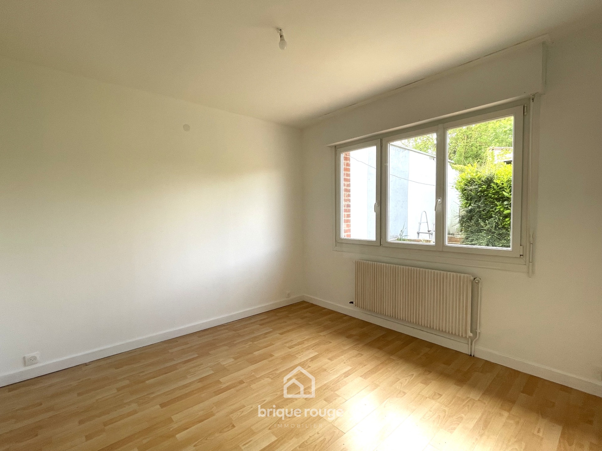 Plain pied potentiel au coeur du village lozinghem Photo 8 - Brique Rouge Immobilier Plain pied potentiel au coeur du village lozinghem Photo 8 - Brique Rouge Immobilier