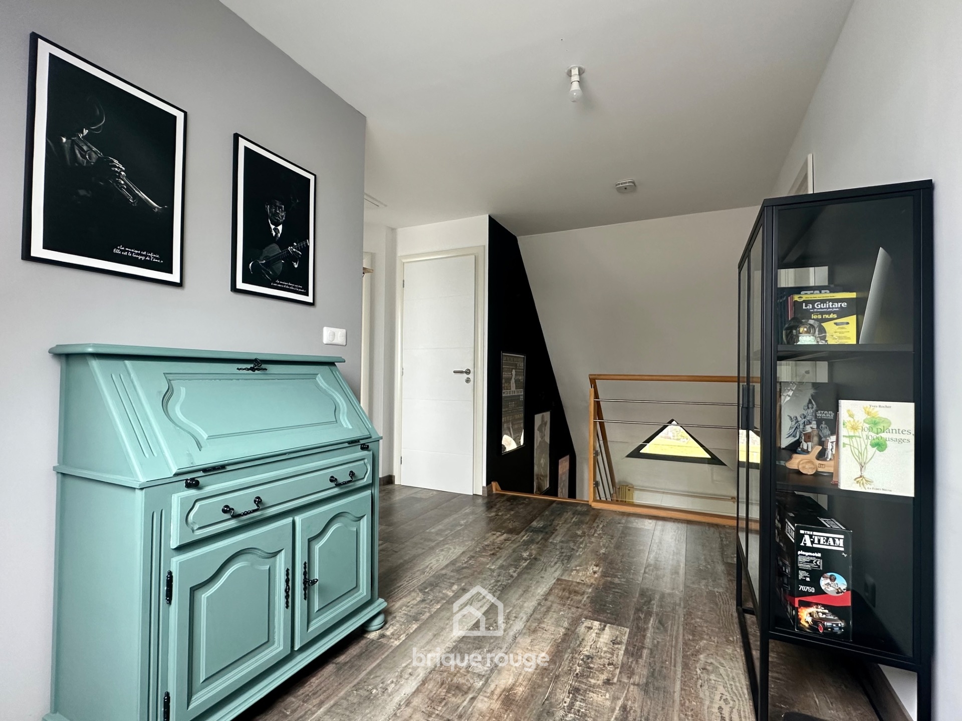 Individuelle 3 chambres jardin garage secteur calme Photo 8 - Brique Rouge Immobilier Individuelle 3 chambres jardin garage secteur calme Photo 8 - Brique Rouge Immobilier
