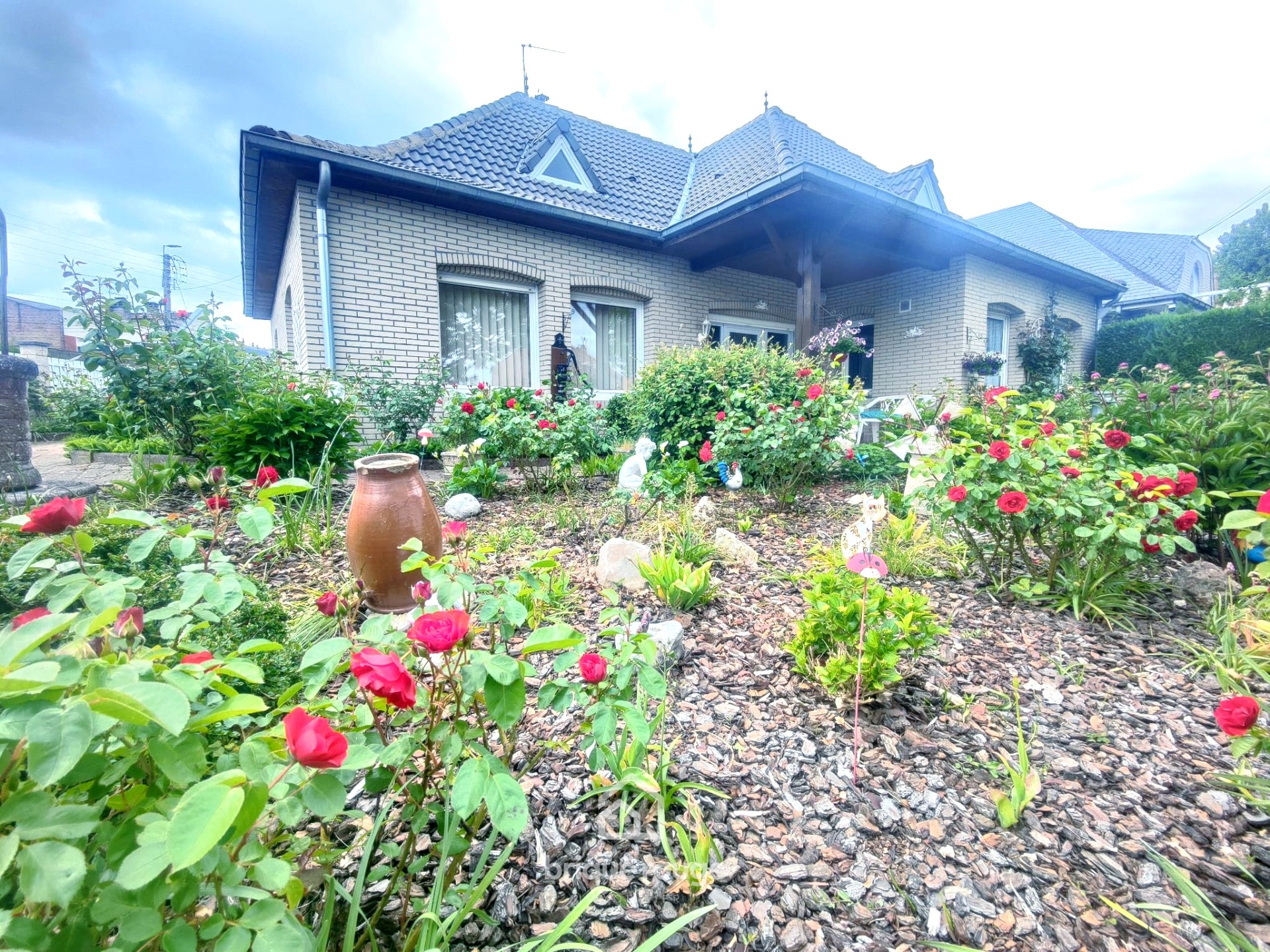 Faches villa individuelle semi plain pied Photo 1 - Brique Rouge Immobilier Faches villa individuelle semi plain pied Photo 1 - Brique Rouge Immobilier