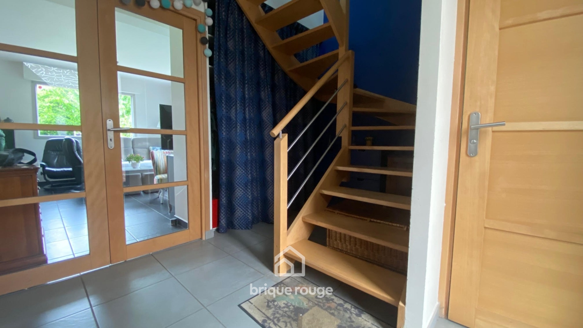 Maison individuelle semi plain pied sous sol Photo 4 - Brique Rouge Immobilier Maison individuelle semi plain pied sous sol Photo 4 - Brique Rouge Immobilier