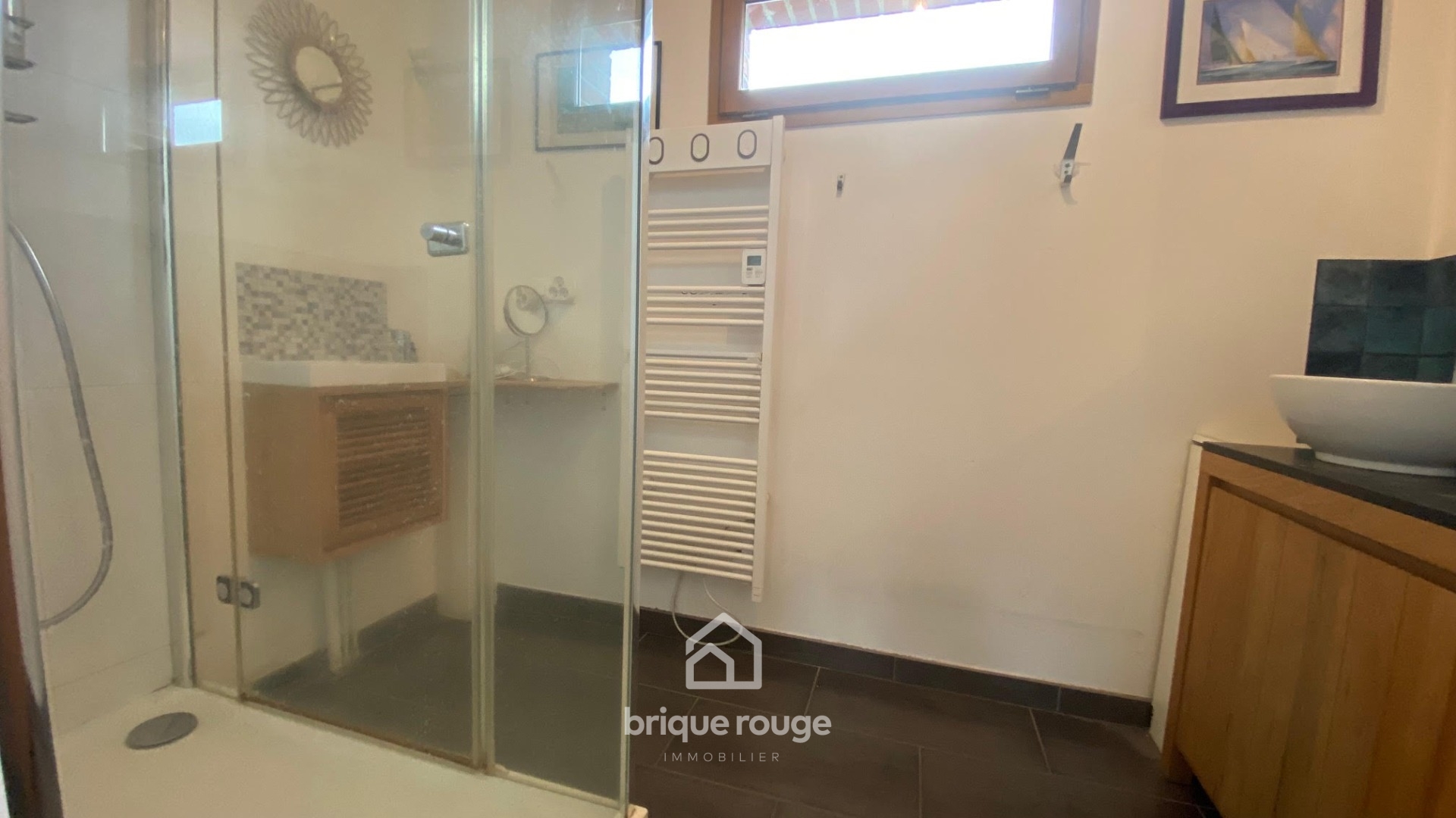 Maison individuelle semi plain pied sous sol Photo 9 - Brique Rouge Immobilier Maison individuelle semi plain pied sous sol Photo 9 - Brique Rouge Immobilier