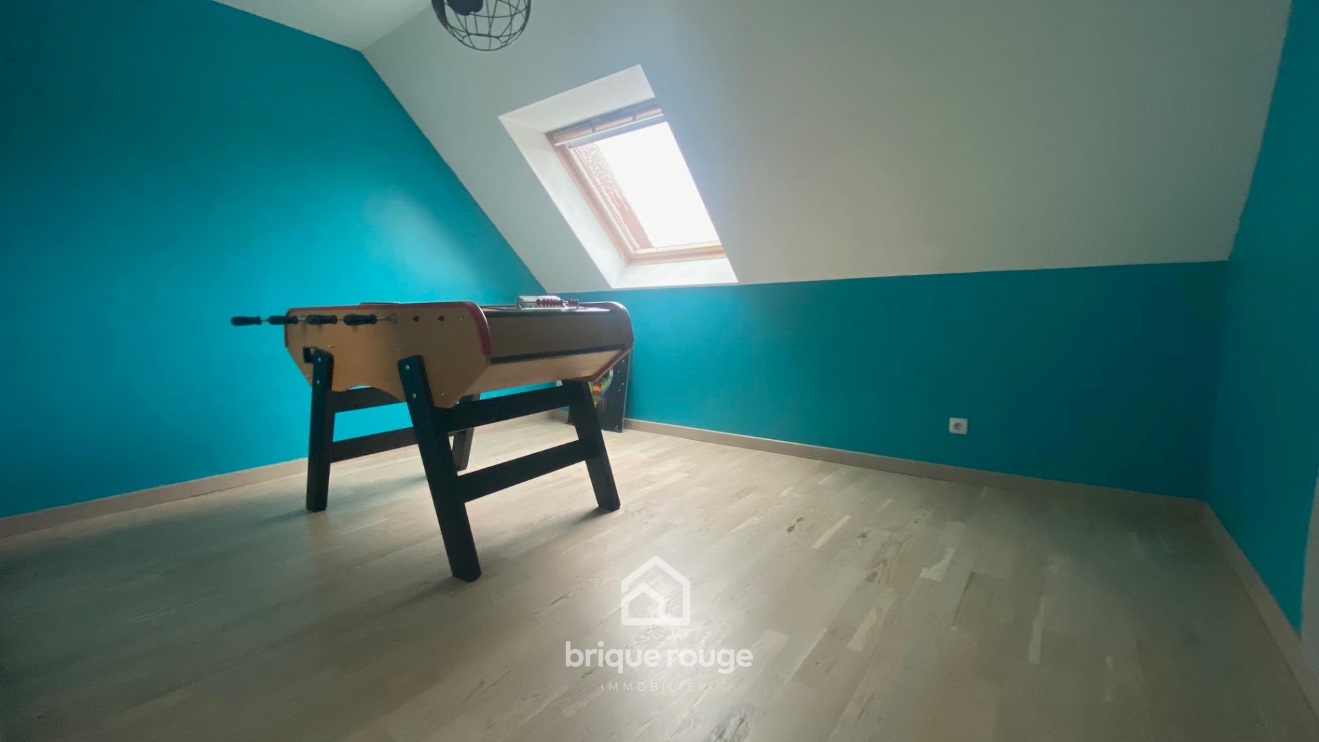 Maison individuelle semi plain pied sous sol Photo 9 - Brique Rouge Immobilier Maison individuelle semi plain pied sous sol Photo 9 - Brique Rouge Immobilier