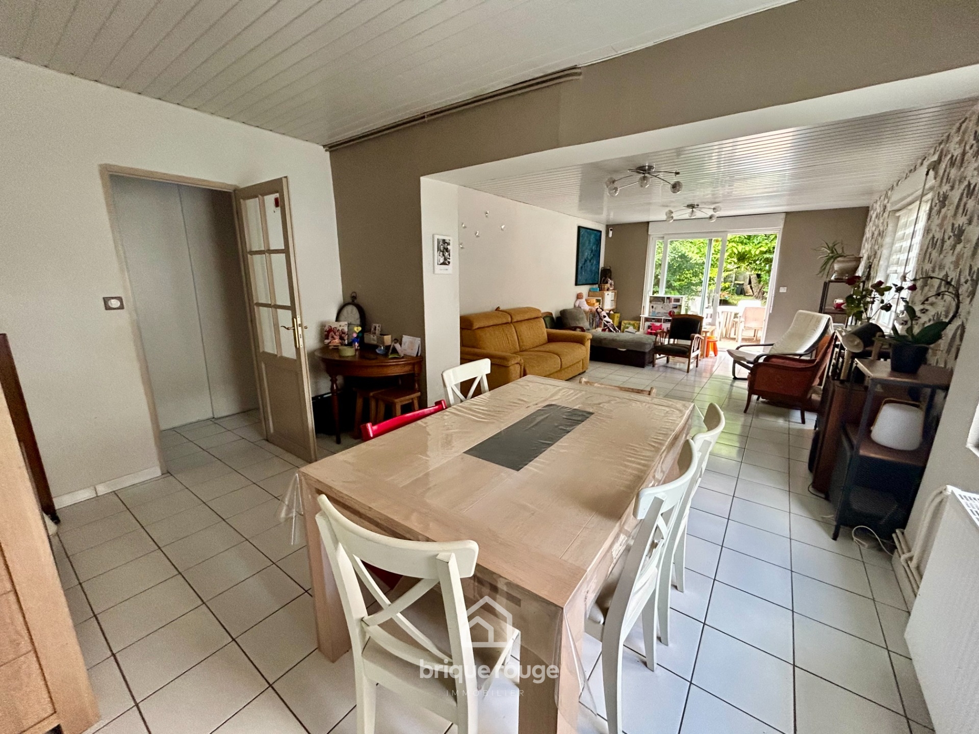Maison semi individuelle avec jardin et garage Photo 3 - Brique Rouge Immobilier