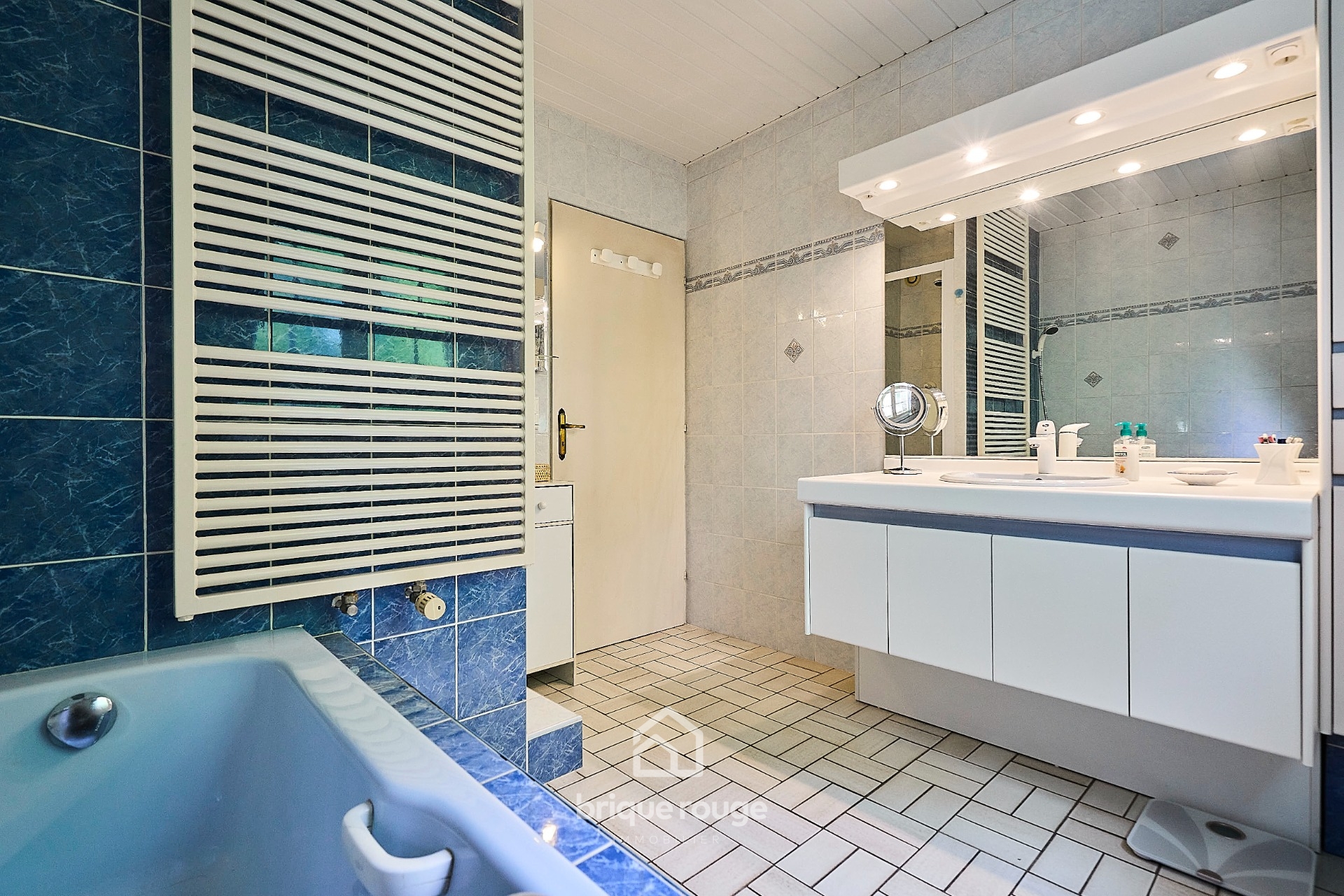 Maison individuelle 4 chambres jardin garage Photo 6 - Brique Rouge Immobilier