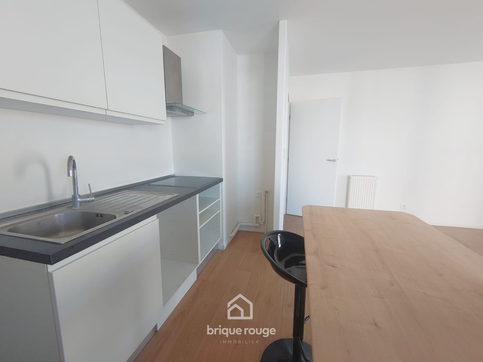Superbe appartement t2 avec terrasse et parking secteur chr Photo 3 - Brique Rouge Immobilier Superbe appartement t2 avec terrasse et parking secteur chr Photo 3 - Brique Rouge Immobilier