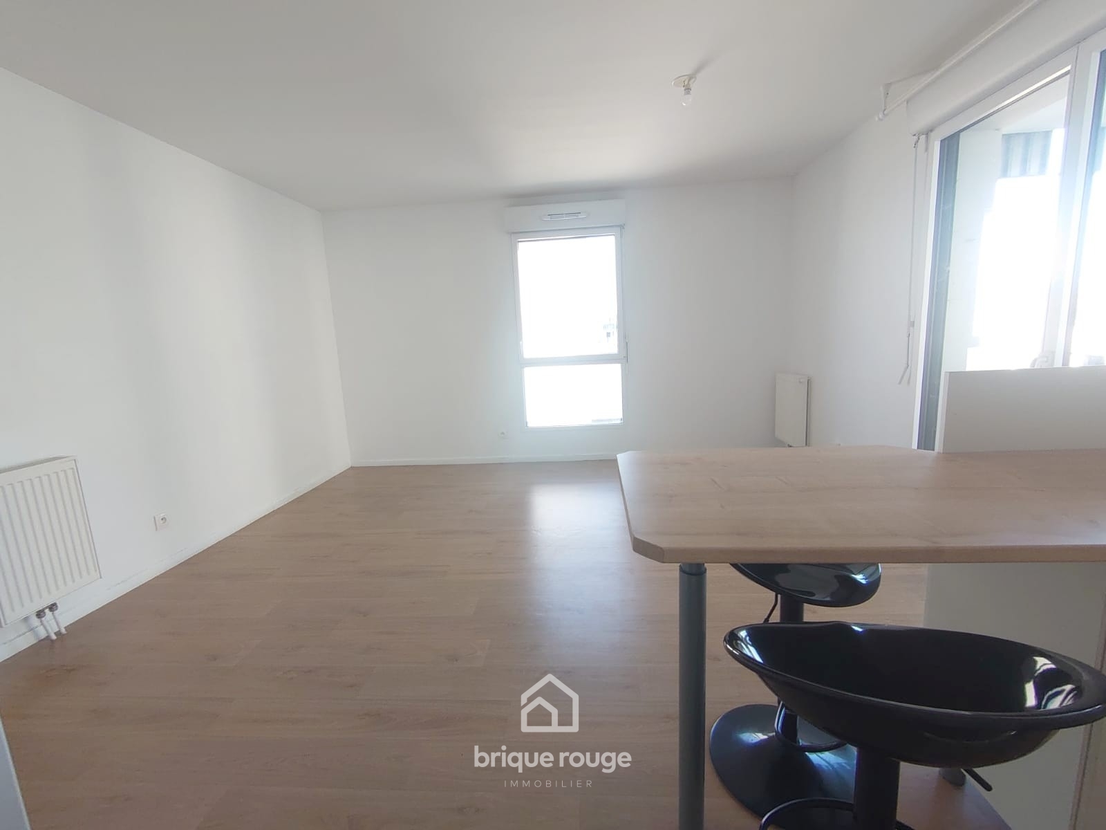 Superbe appartement t2 avec terrasse et parking secteur chr Photo 8 - Brique Rouge Immobilier Superbe appartement t2 avec terrasse et parking secteur chr Photo 8 - Brique Rouge Immobilier