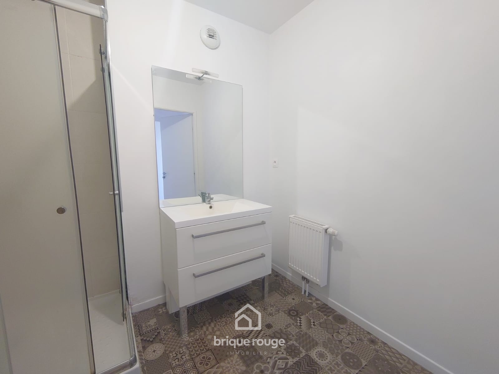 Superbe appartement t2 avec terrasse et parking secteur chr Photo 12 - Brique Rouge Immobilier Superbe appartement t2 avec terrasse et parking secteur chr Photo 12 - Brique Rouge Immobilier
