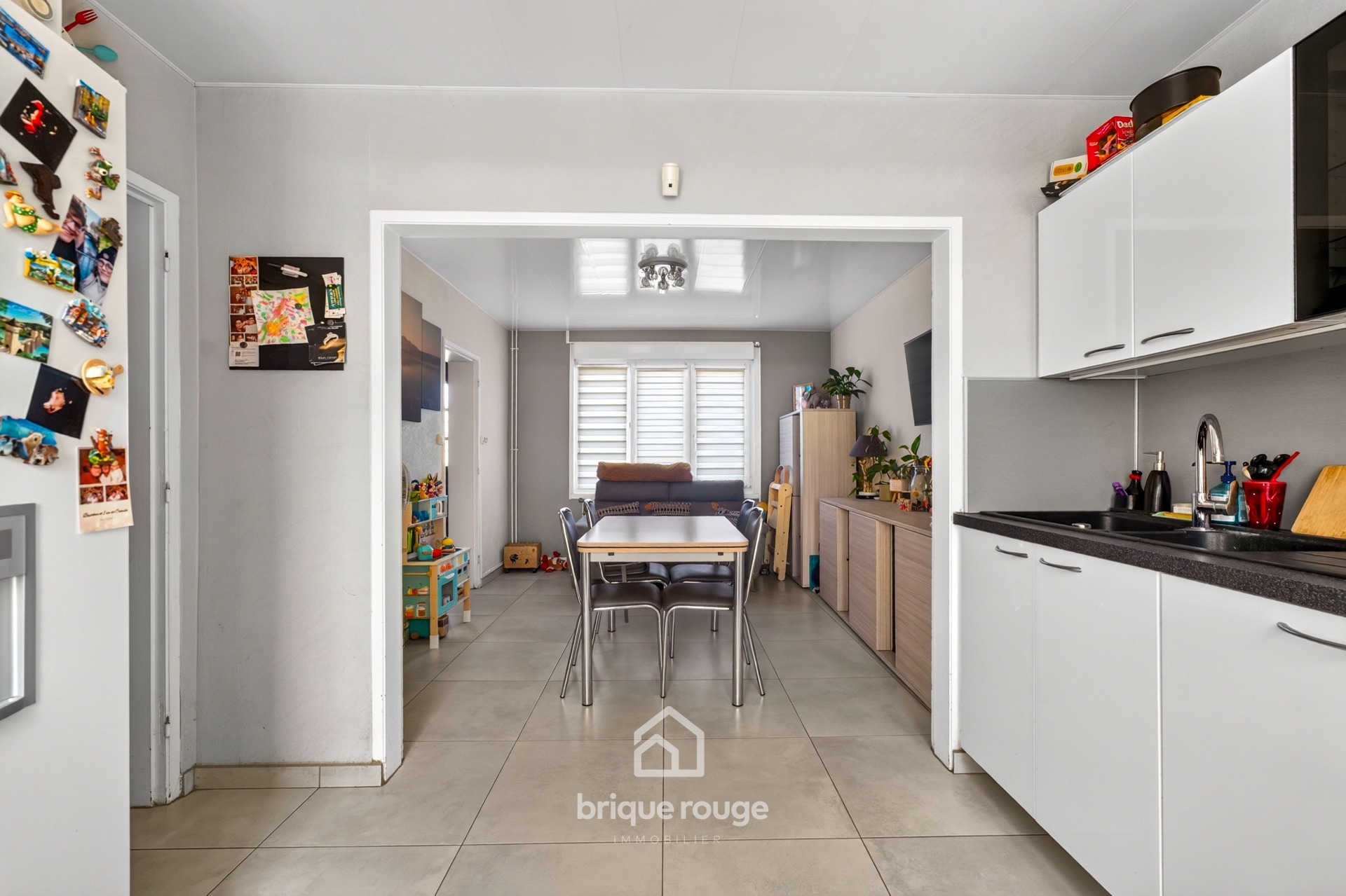 Maison de lotissement idealement situee Photo 3 - Brique Rouge Immobilier Maison de lotissement idealement situee Photo 3 - Brique Rouge Immobilier