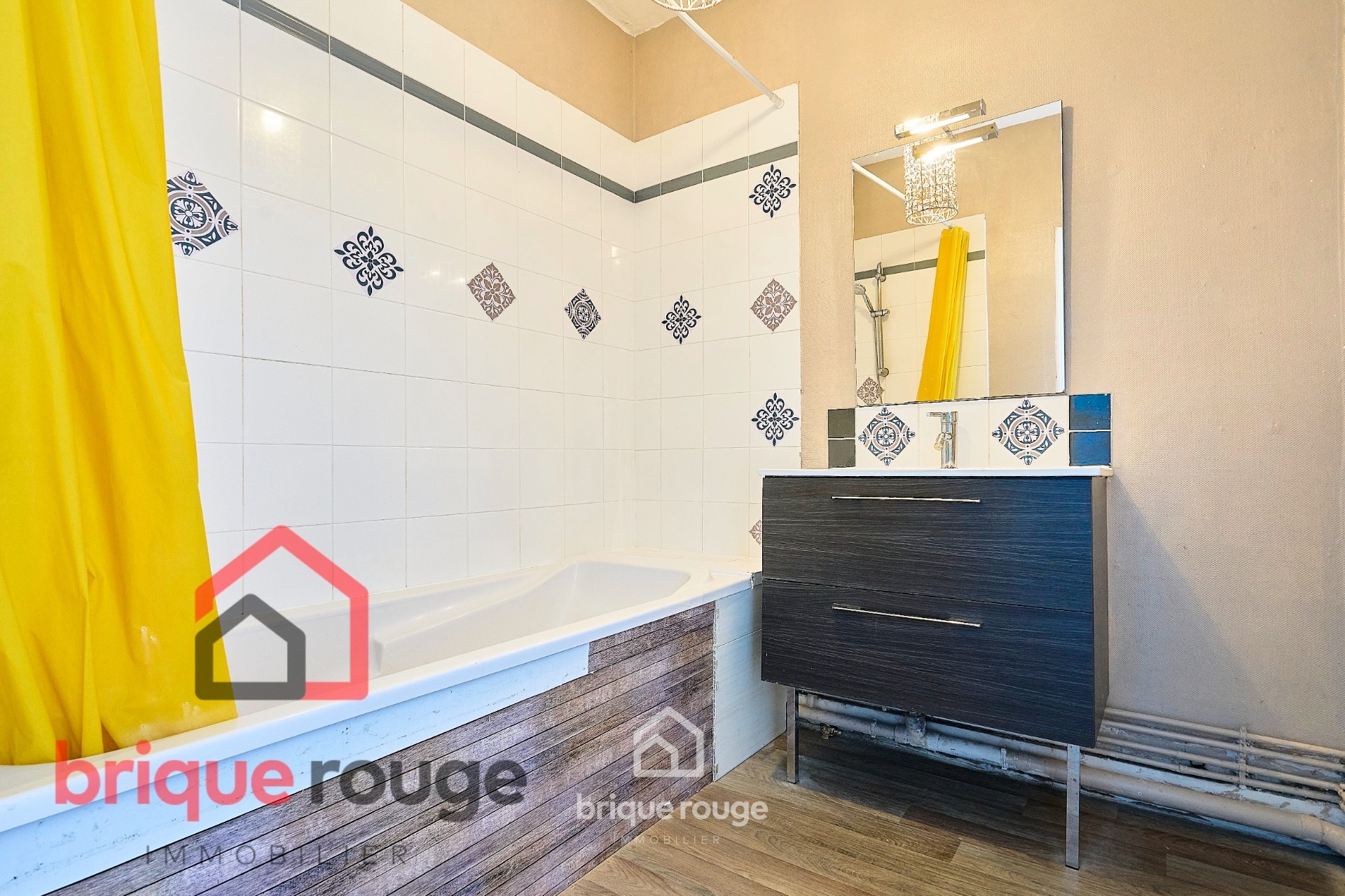 Belle 1930 idealement situee Photo 9 - Brique Rouge Immobilier Belle 1930 idealement situee Photo 9 - Brique Rouge Immobilier