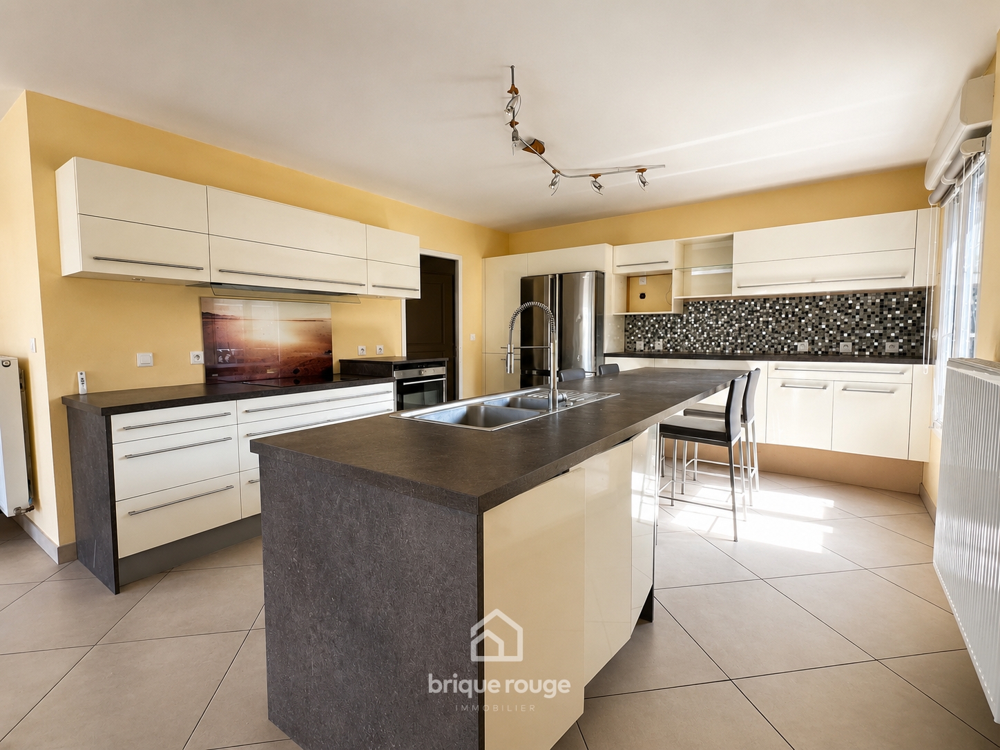 Grande maison familliale recente dpe a Photo 1 - Brique Rouge Immobilier Grande maison familliale recente dpe a Photo 1 - Brique Rouge Immobilier